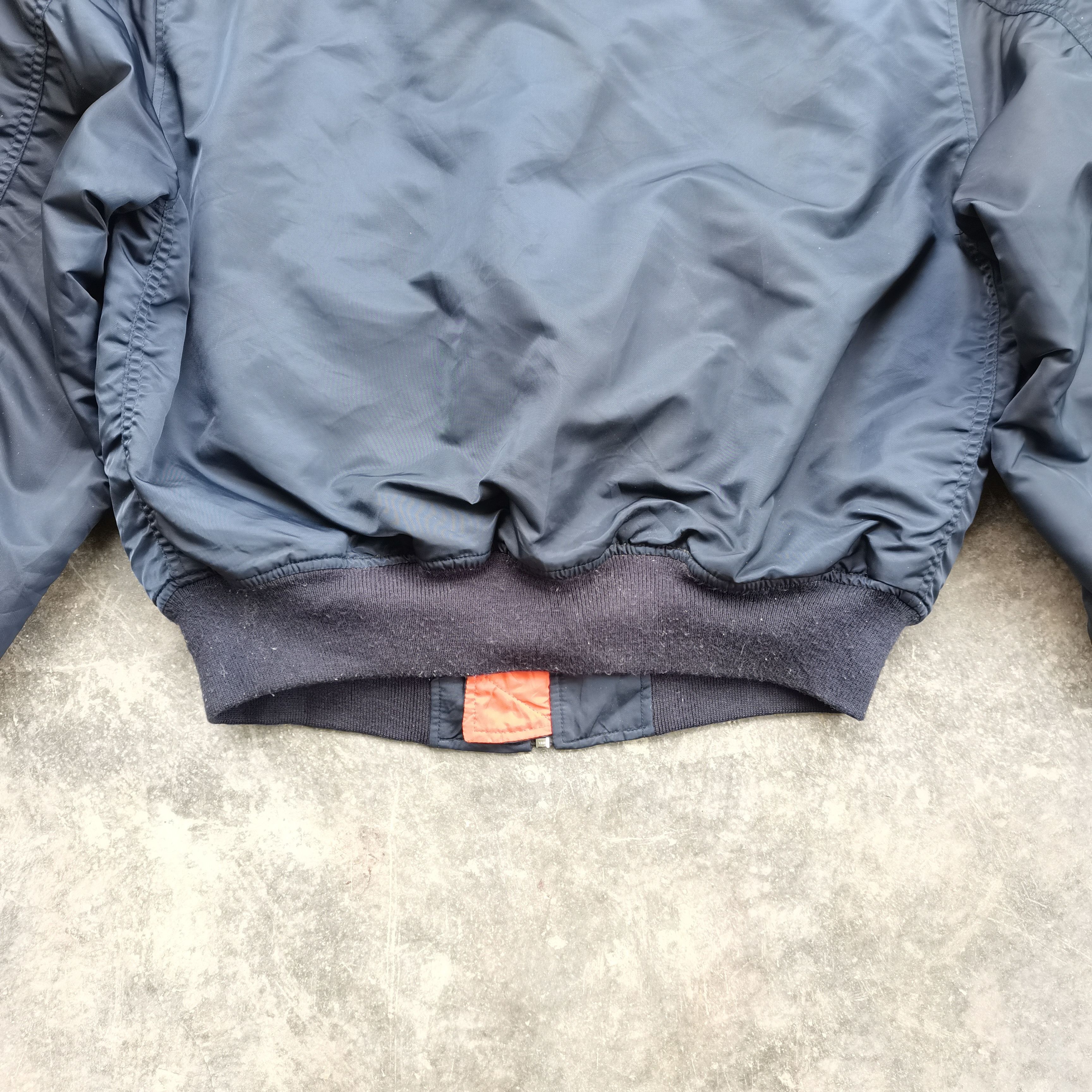 Japanese Brand Archive🔥 Vintage Uniqlo Zipper Up Bomber Jacket Size US L / EU 52-54 / 3 - 6 Thumbnail