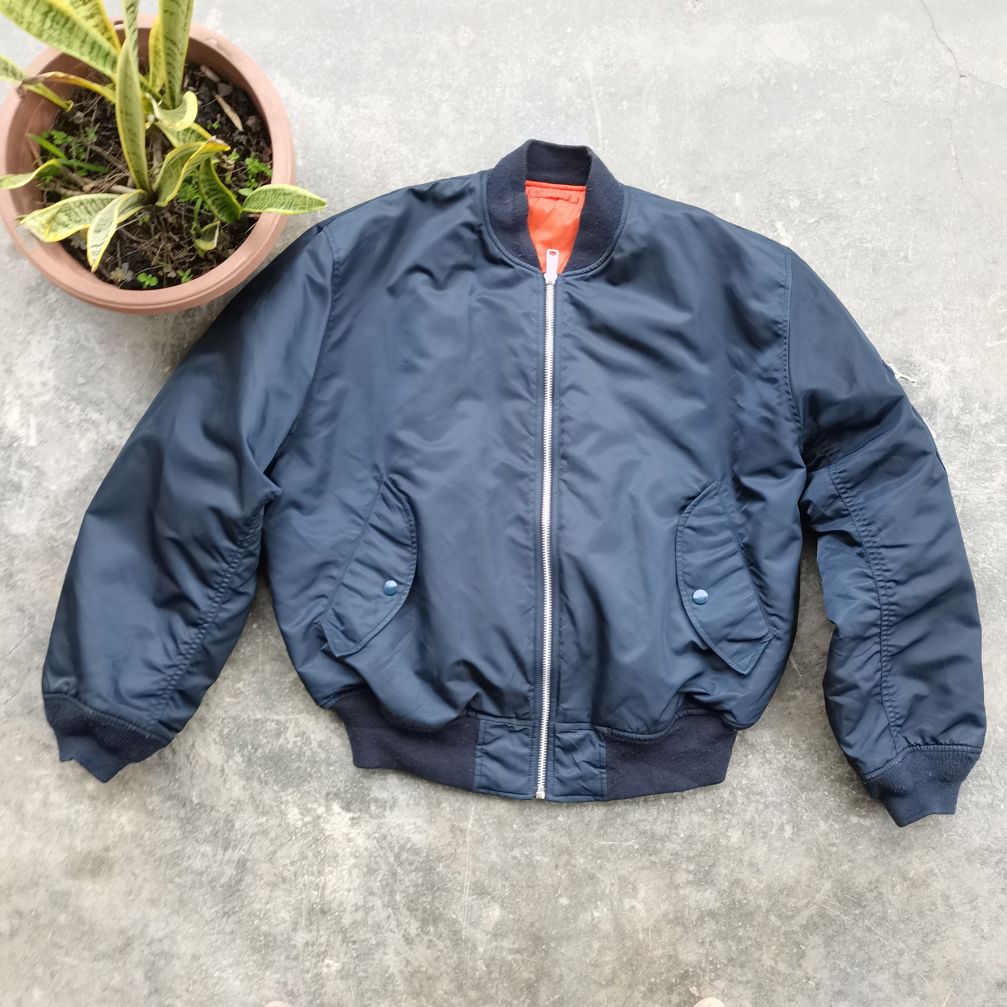 Archive🔥 Vintage Japanese Brand UNIQLO Bomber Jacket