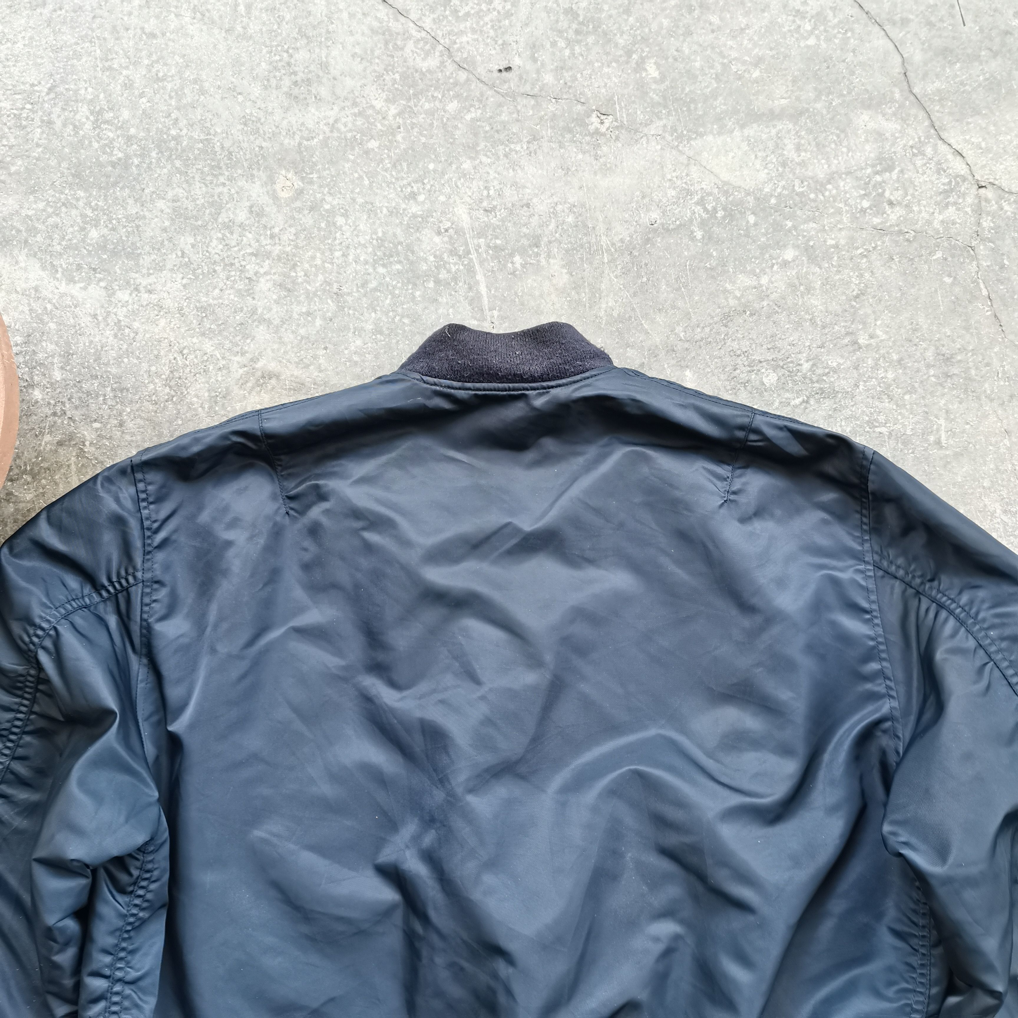 Japanese Brand Archive🔥 Vintage Uniqlo Zipper Up Bomber Jacket Size US L / EU 52-54 / 3 - 7 Thumbnail