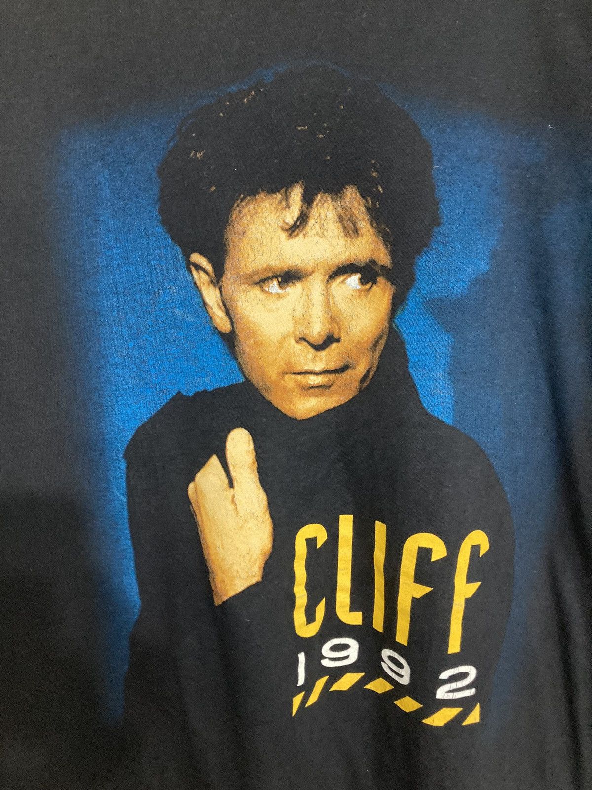 Band Tees Vintage tee Cliff Richard 1992 tour 90s band art artist Size US L / EU 52-54 / 3 - 5 Thumbnail