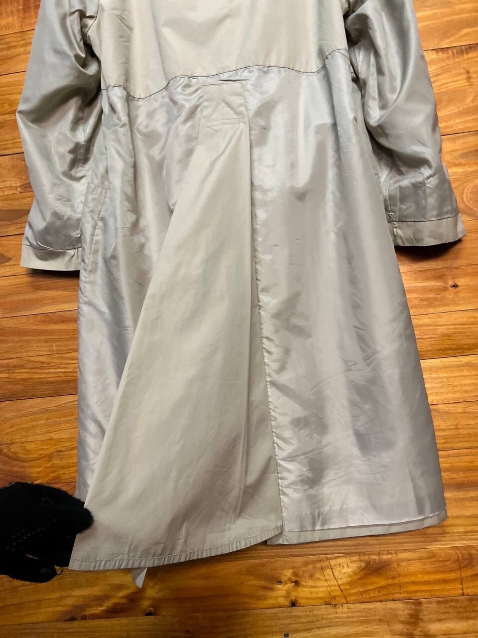 Burberry BURBERRYS’ TRENCH COAT DOUBLE BREAST Size US S / EU 44-46 / 1 - 17 Thumbnail