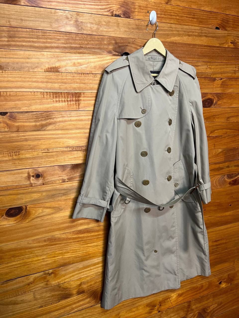 Burberry BURBERRYS’ TRENCH COAT DOUBLE BREAST Size US S / EU 44-46 / 1 - 3 Thumbnail