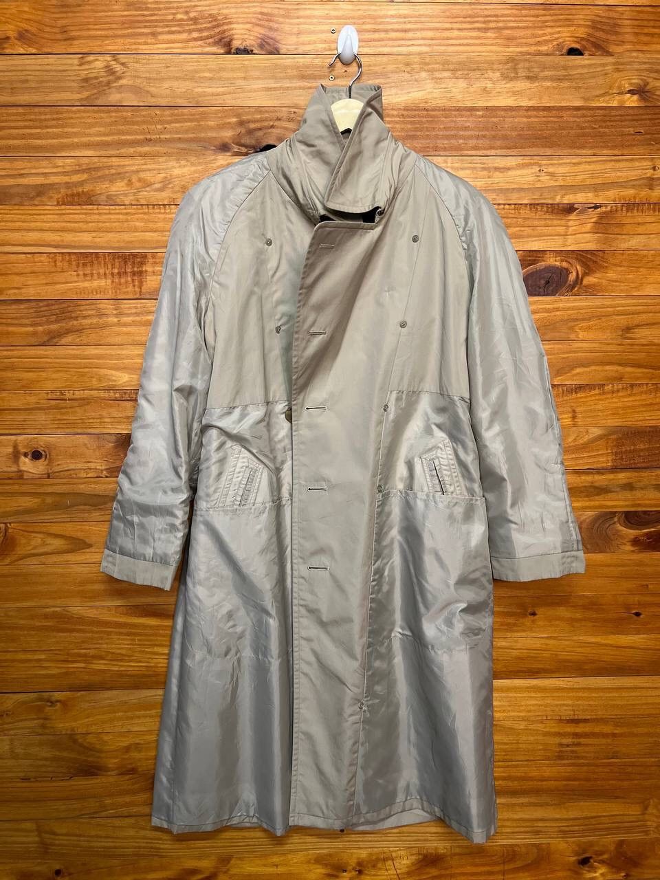 Burberry BURBERRYS’ TRENCH COAT DOUBLE BREAST Size US S / EU 44-46 / 1 - 14 Thumbnail