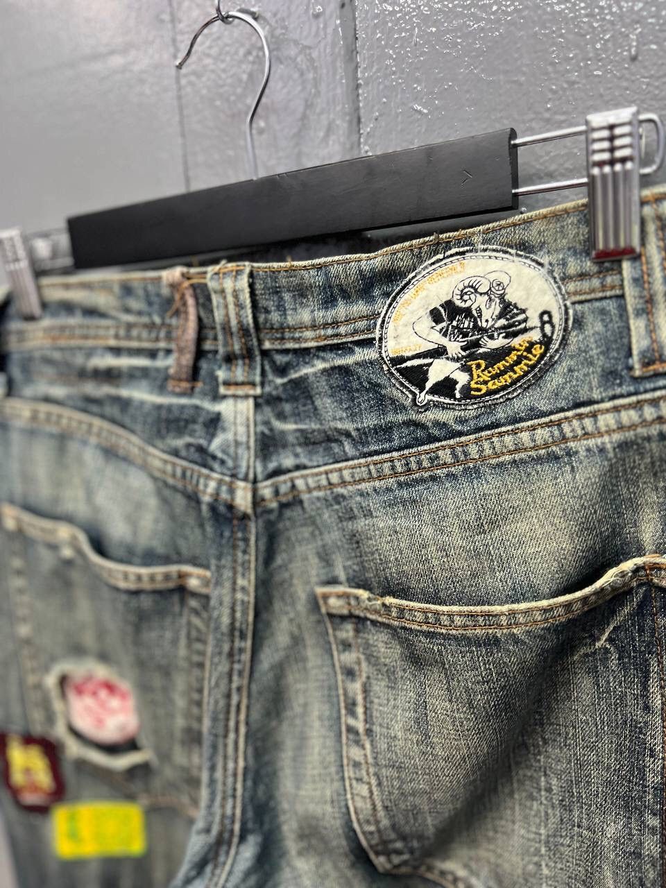 Japanese Brand VINTAGE NIR DISTRESS BADGES JEANS Size US 33 - 11 Thumbnail