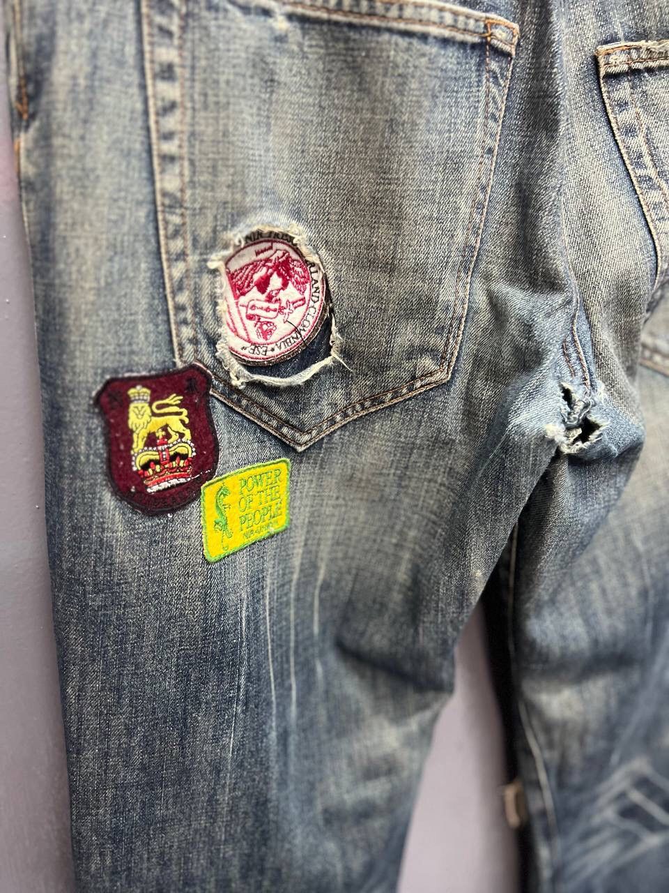 Japanese Brand VINTAGE NIR DISTRESS BADGES JEANS Size US 33 - 10 Thumbnail