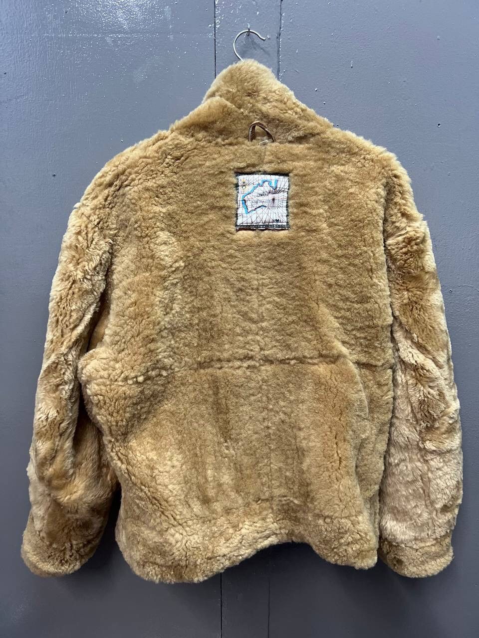Other VINTAGE TERRA AUSTRALIS SHEEPSKIN SHEARLING JACKET Size US M / EU 48-50 / 2 - 13 Thumbnail