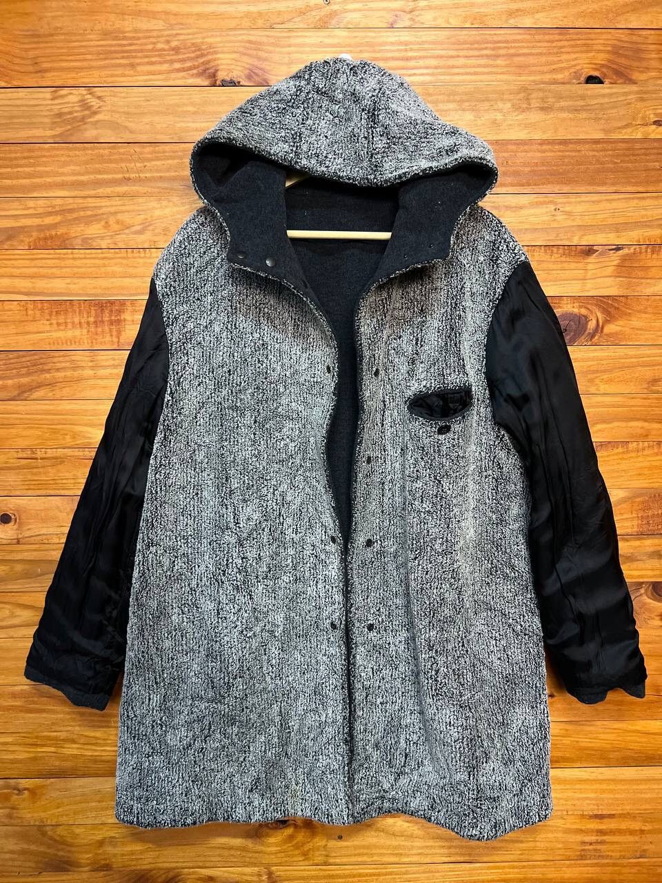 Giorgio Armani GIORGIO ARMANI A MILANO BORGONUOVO LANA WOOL HOODIE Size US M / EU 48-50 / 2 - 11 Thumbnail
