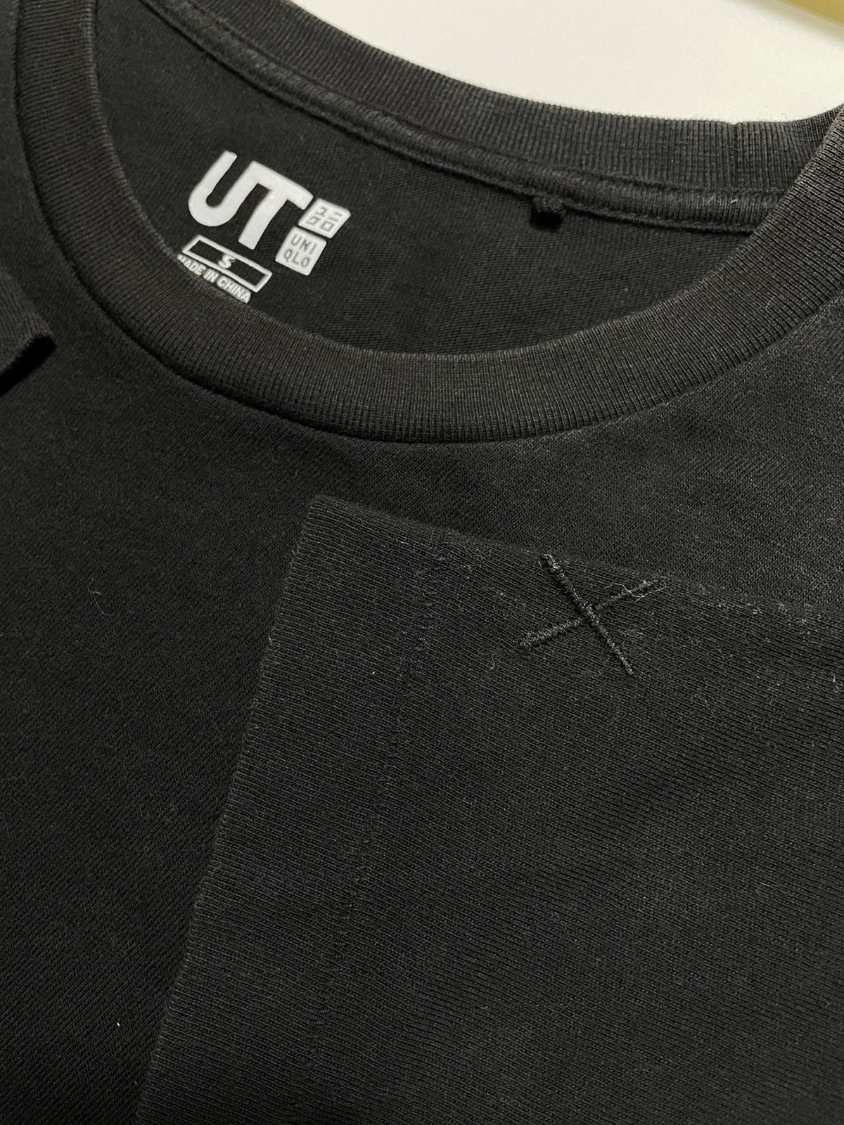 Kaws Vintage Rare Kaws X Uniqlo shirt big logo print ovp Size US S / EU 44-46 / 1 - 6 Thumbnail
