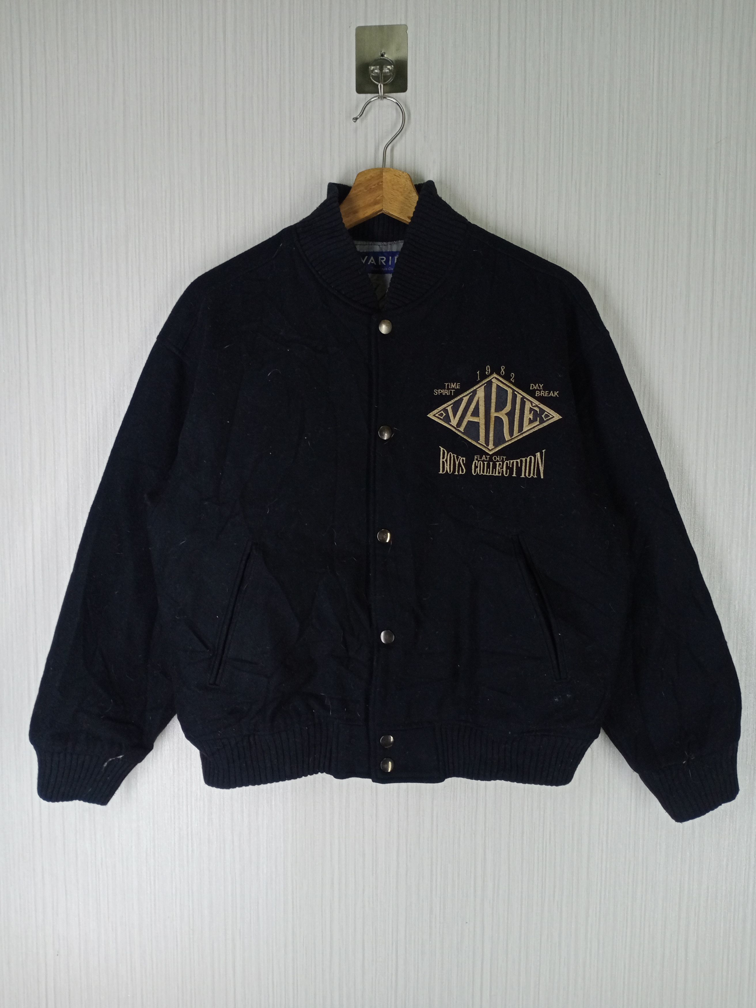 Japanese Brand Rare Vintage Boys Collection Varsity Jacket Size US S / EU 44-46 / 1 - 2 Thumbnail