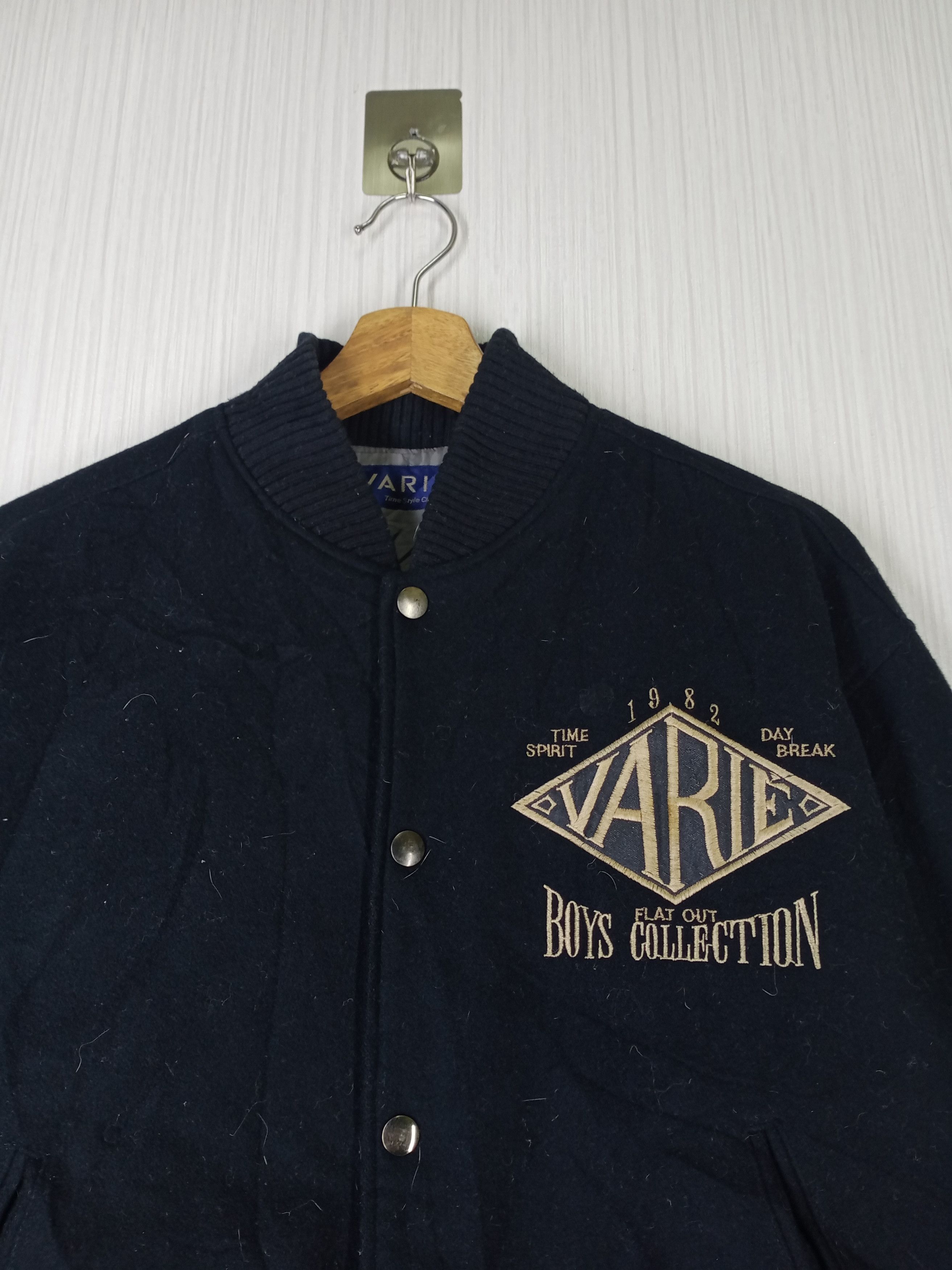 Japanese Brand Rare Vintage Boys Collection Varsity Jacket Size US S / EU 44-46 / 1 - 6 Thumbnail