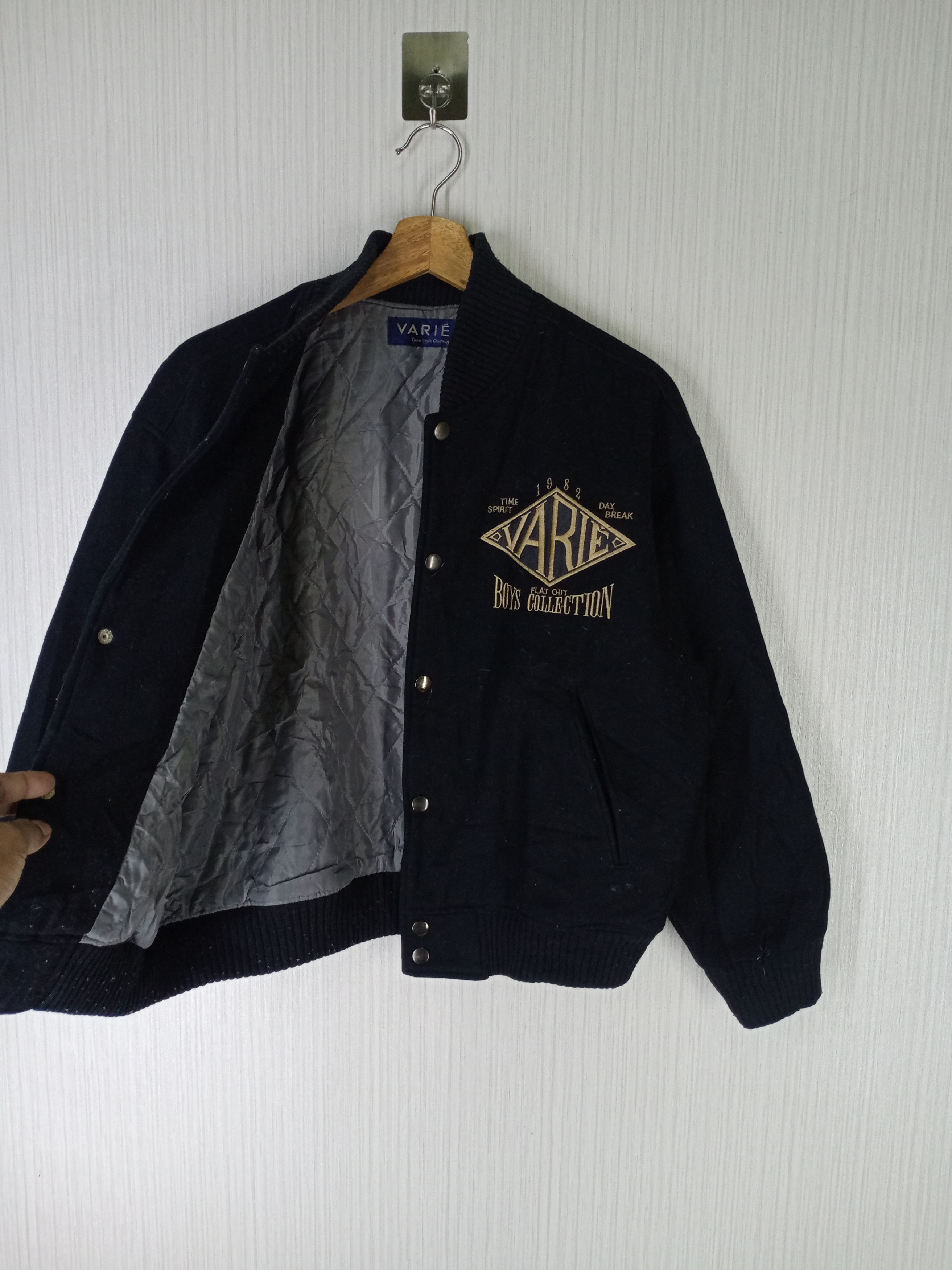 Japanese Brand Rare Vintage Boys Collection Varsity Jacket Size US S / EU 44-46 / 1 - 4 Thumbnail