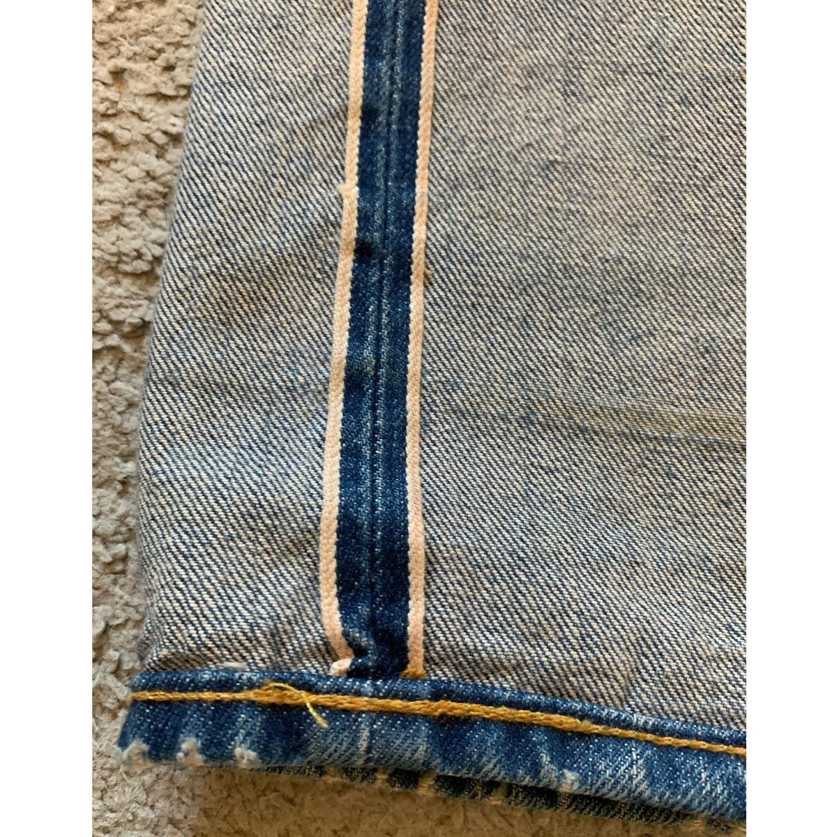 Levi's LEVI’S VINTAGE “1985” 501XX ARCHIVAL MODEL SELVEDGE JEANS Size US 34 / EU 50 - 19 Thumbnail