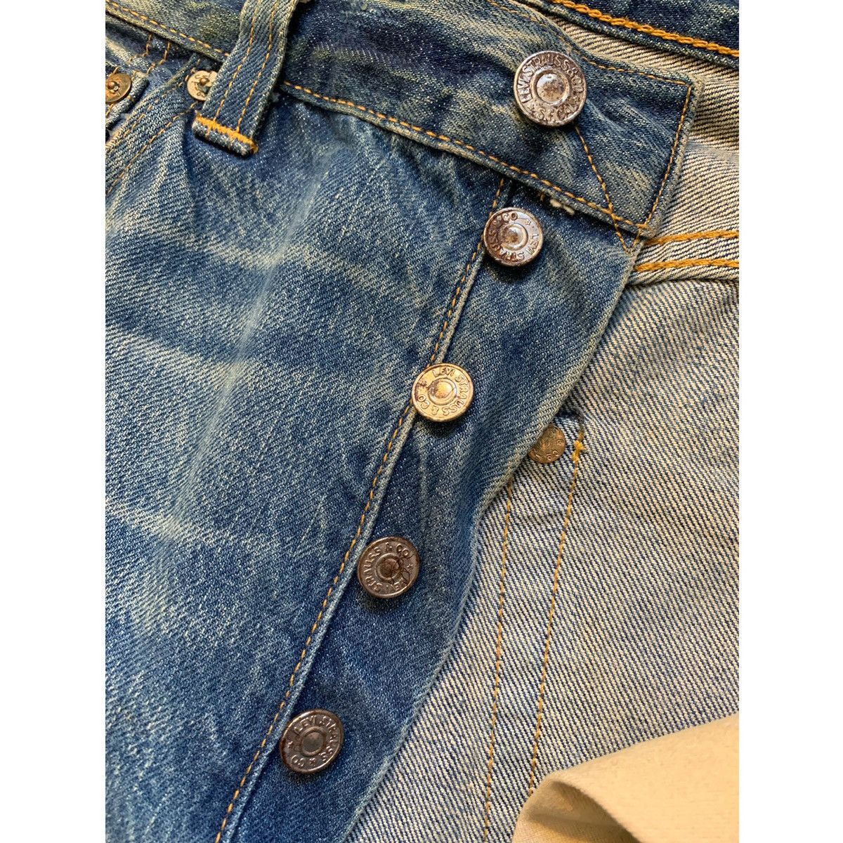 Levi's LEVI’S VINTAGE “1985” 501XX ARCHIVAL MODEL SELVEDGE JEANS Size US 34 / EU 50 - 11 Thumbnail