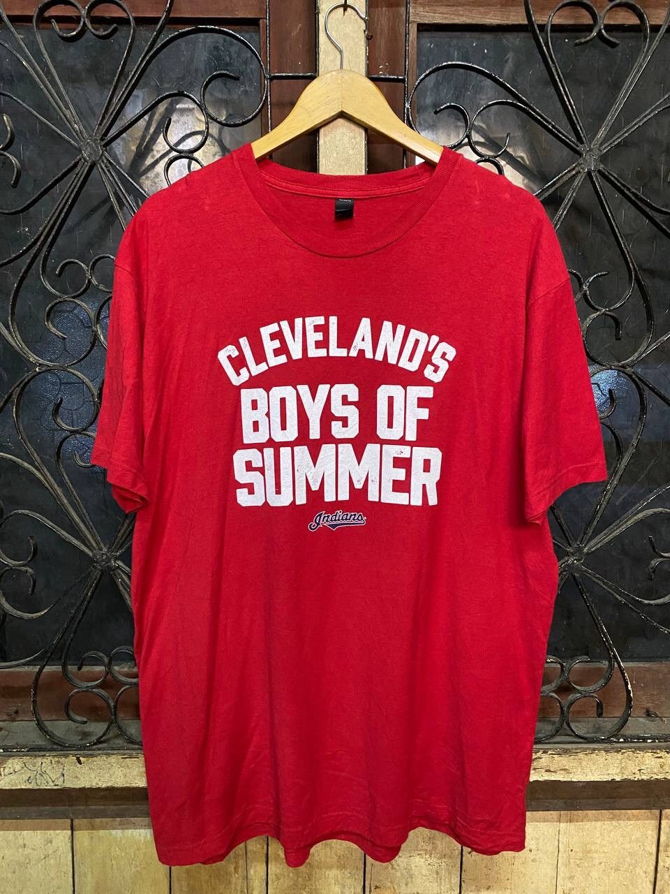 American Apparel CLEVELAND’S INDIANS FOOTBALL TSHIRT Size US XL / EU 56 / 4 - 4 Thumbnail
