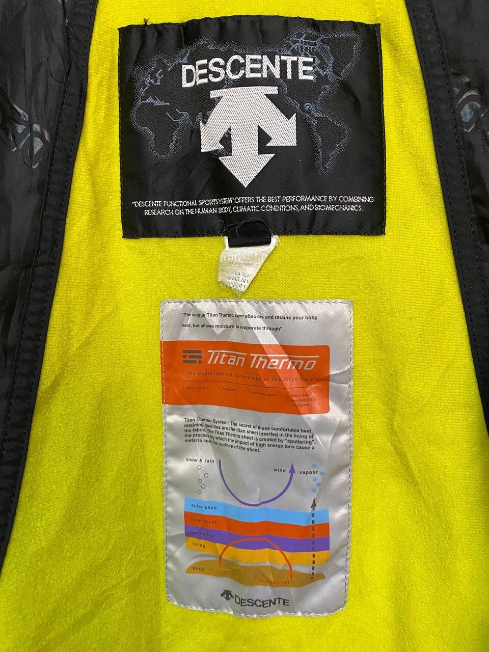 Descente Descente Swiss Ski Jacket 2004 Size US XL / EU 56 / 4 - 8 Thumbnail