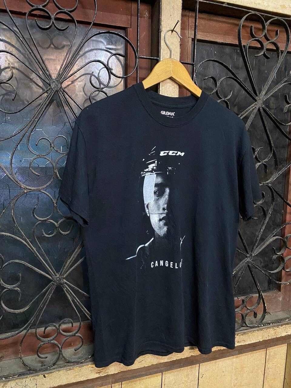 Gildan VINTAGE CANGELOSI YOUNGSTOWN PHANTOM HOCKEY PLAYER TEE Size US M / EU 48-50 / 2 - 3 Thumbnail