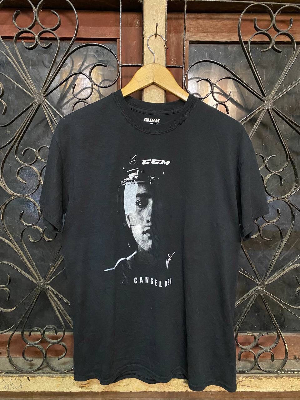 Gildan VINTAGE CANGELOSI YOUNGSTOWN PHANTOM HOCKEY PLAYER TEE Size US M / EU 48-50 / 2 - 4 Thumbnail