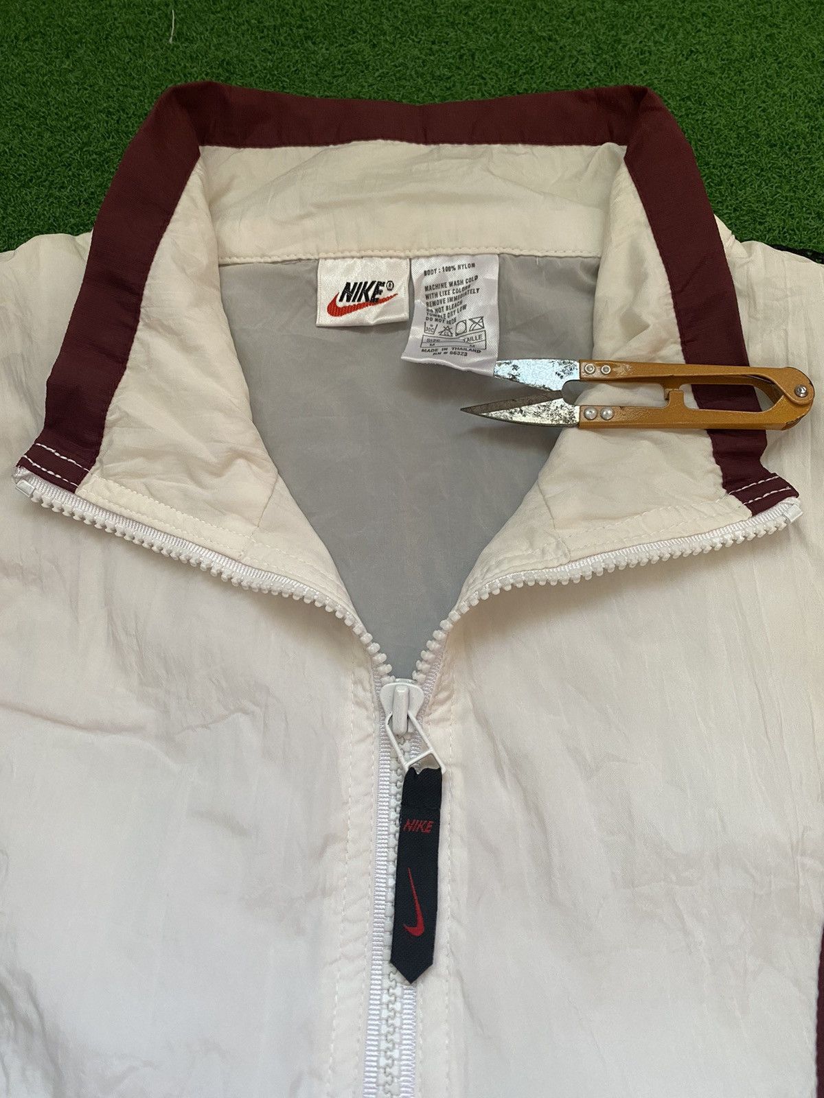 Nike VINTAGE NIKE TRAINING JACKET Size US XL / EU 56 / 4 - 11 Thumbnail