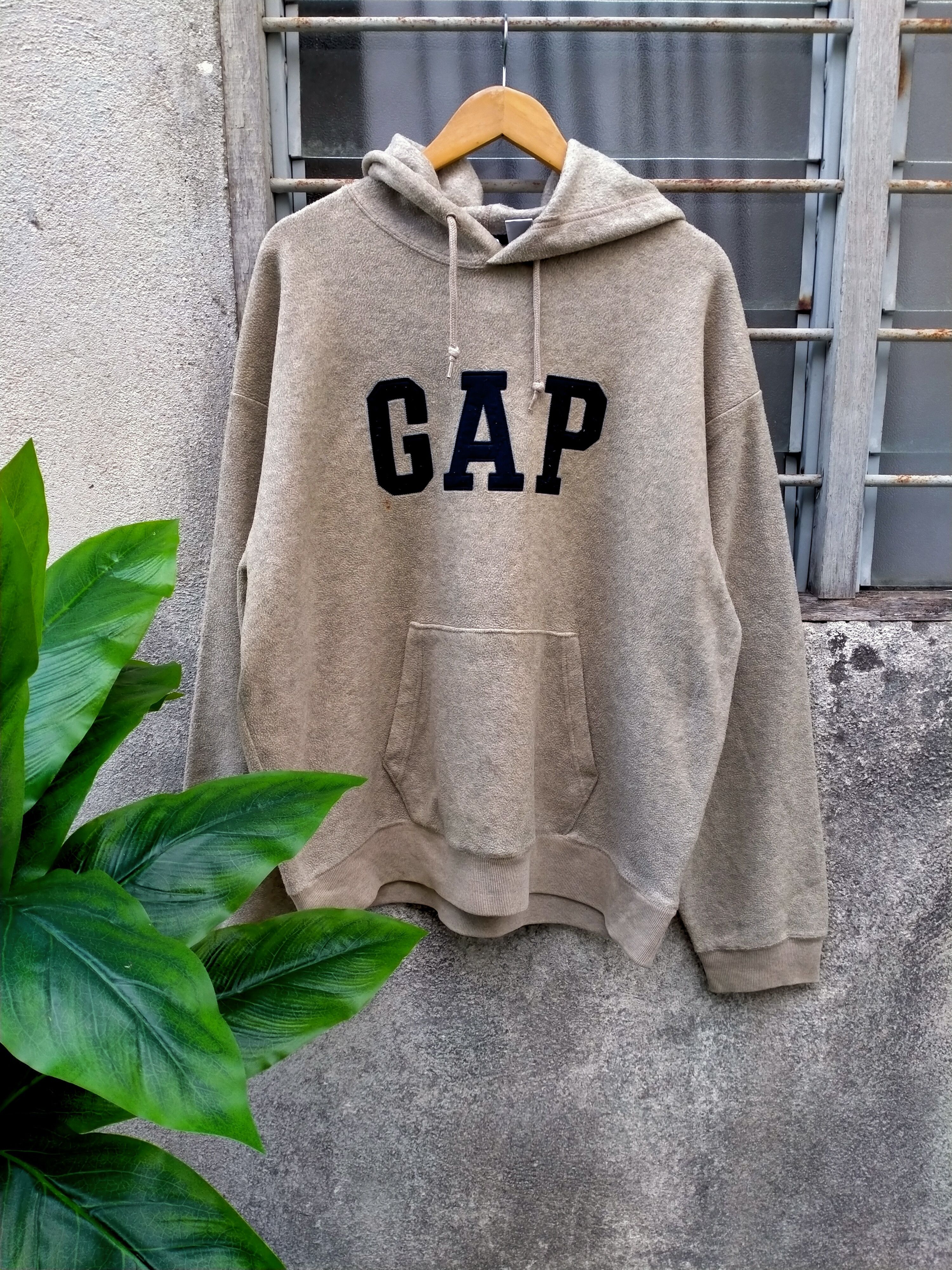 GAP spellout baggy pullover hoodies