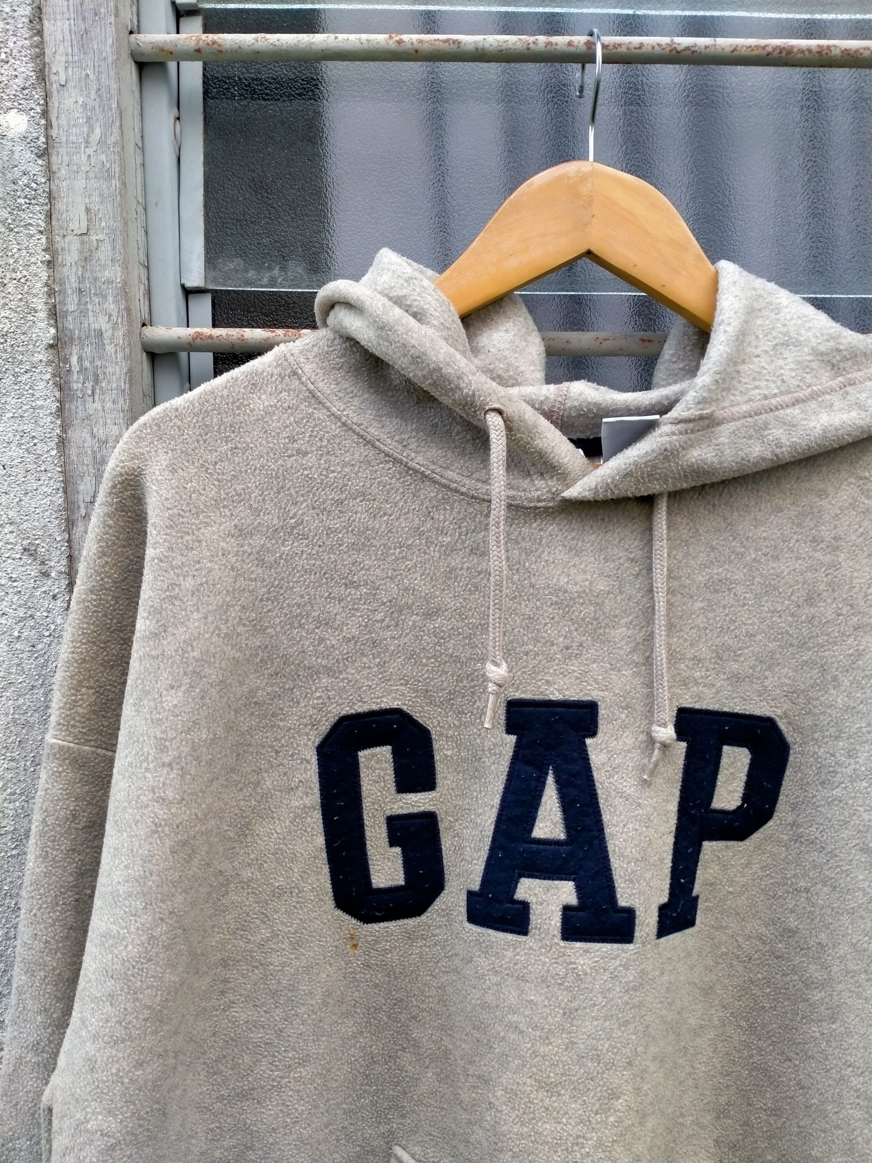 Gap GAP spellout baggy pullover hoodies Size US XL / EU 56 / 4 - 5 Thumbnail