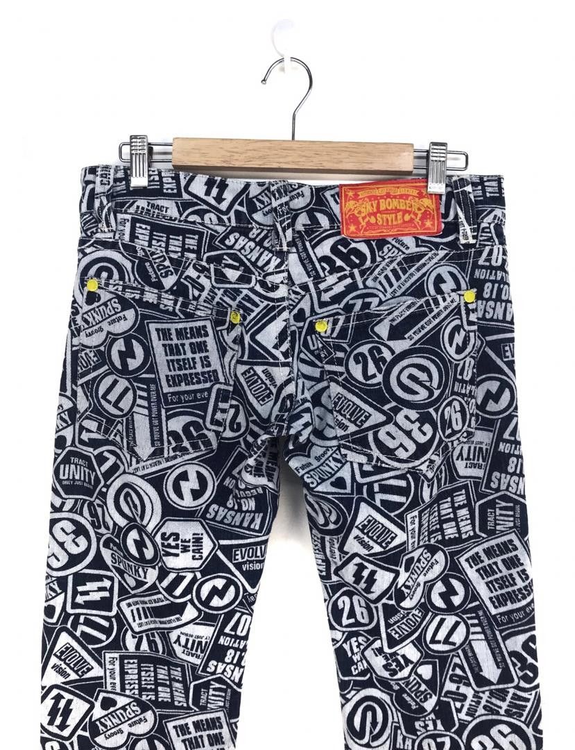 Hysteric Glamour × Undercover Japanese Brand Co&Lu All Over Print Signboard Denim Jeans Size US 30 / EU 46 - 8 Thumbnail