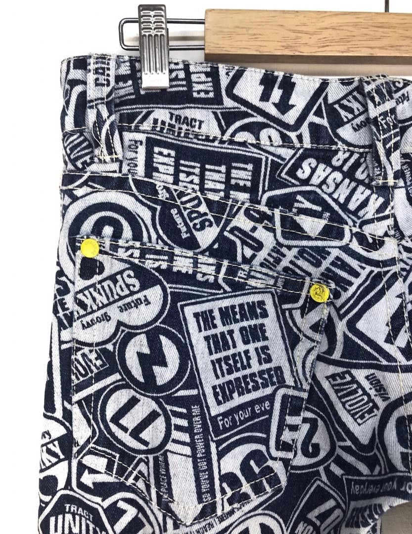Hysteric Glamour × Undercover Japanese Brand Co&Lu All Over Print Signboard Denim Jeans Size US 30 / EU 46 - 9 Thumbnail