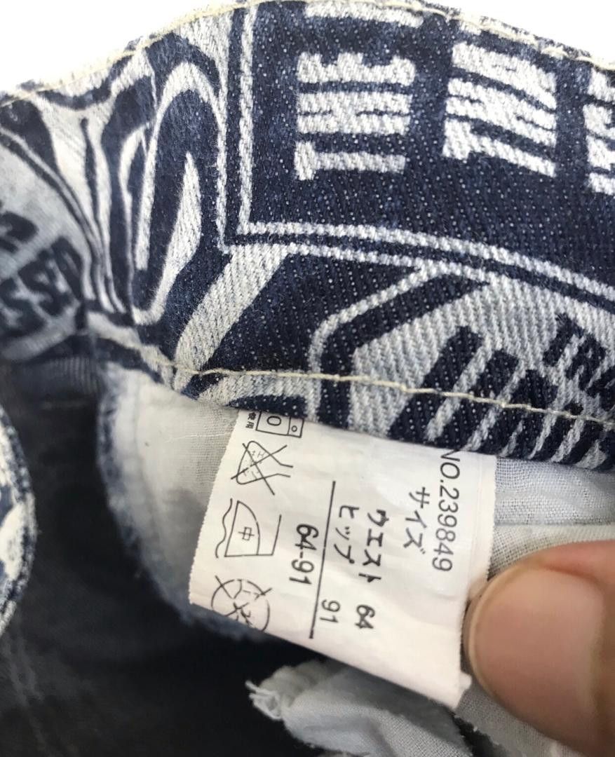 Hysteric Glamour × Undercover Japanese Brand Co&Lu All Over Print Signboard Denim Jeans Size US 30 / EU 46 - 16 Thumbnail