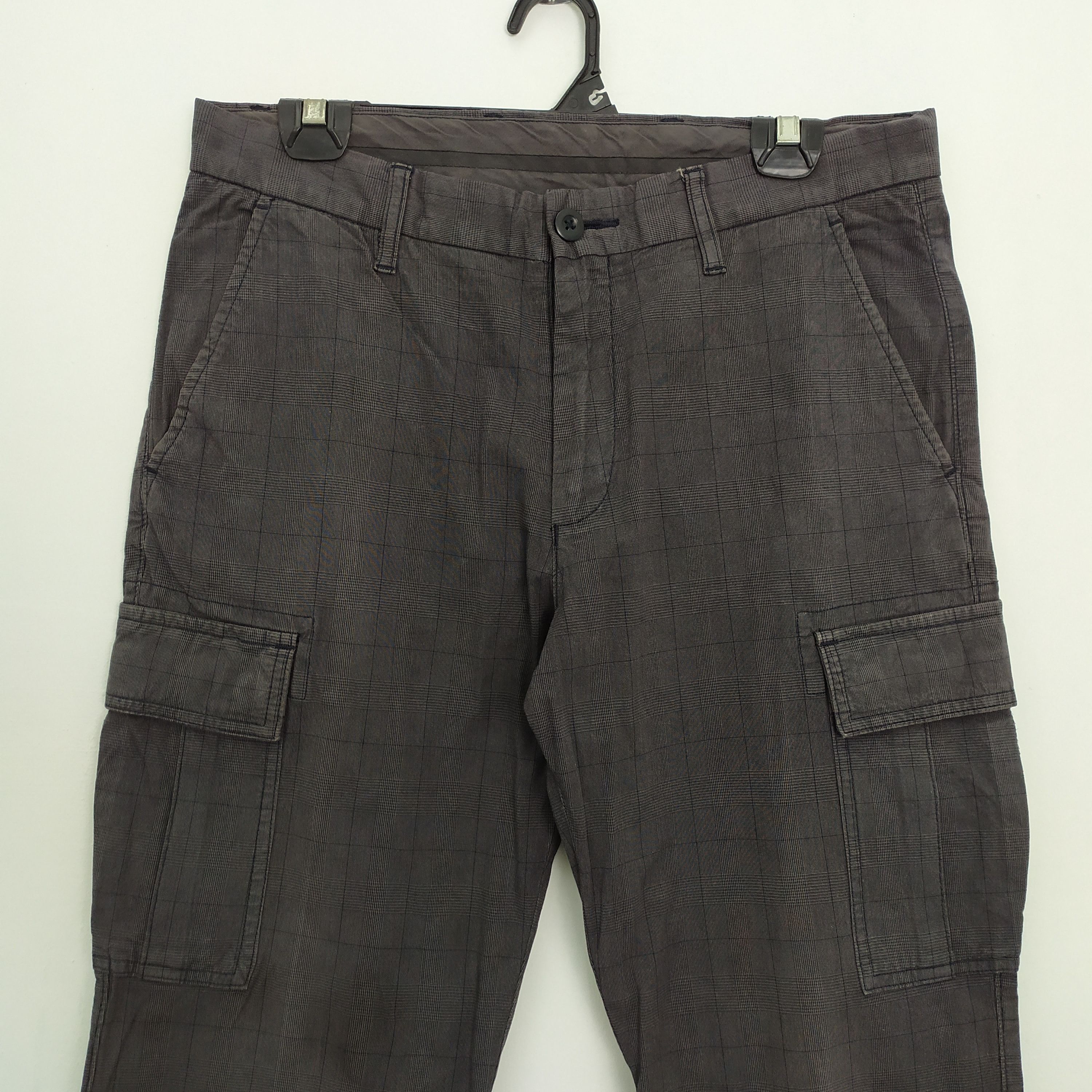Flannel × Japanese Brand × Vintage JAPAN BRAND FADED BLACK CHEKERED CARGO PANTS Size US 32 / EU 48 - 6 Thumbnail