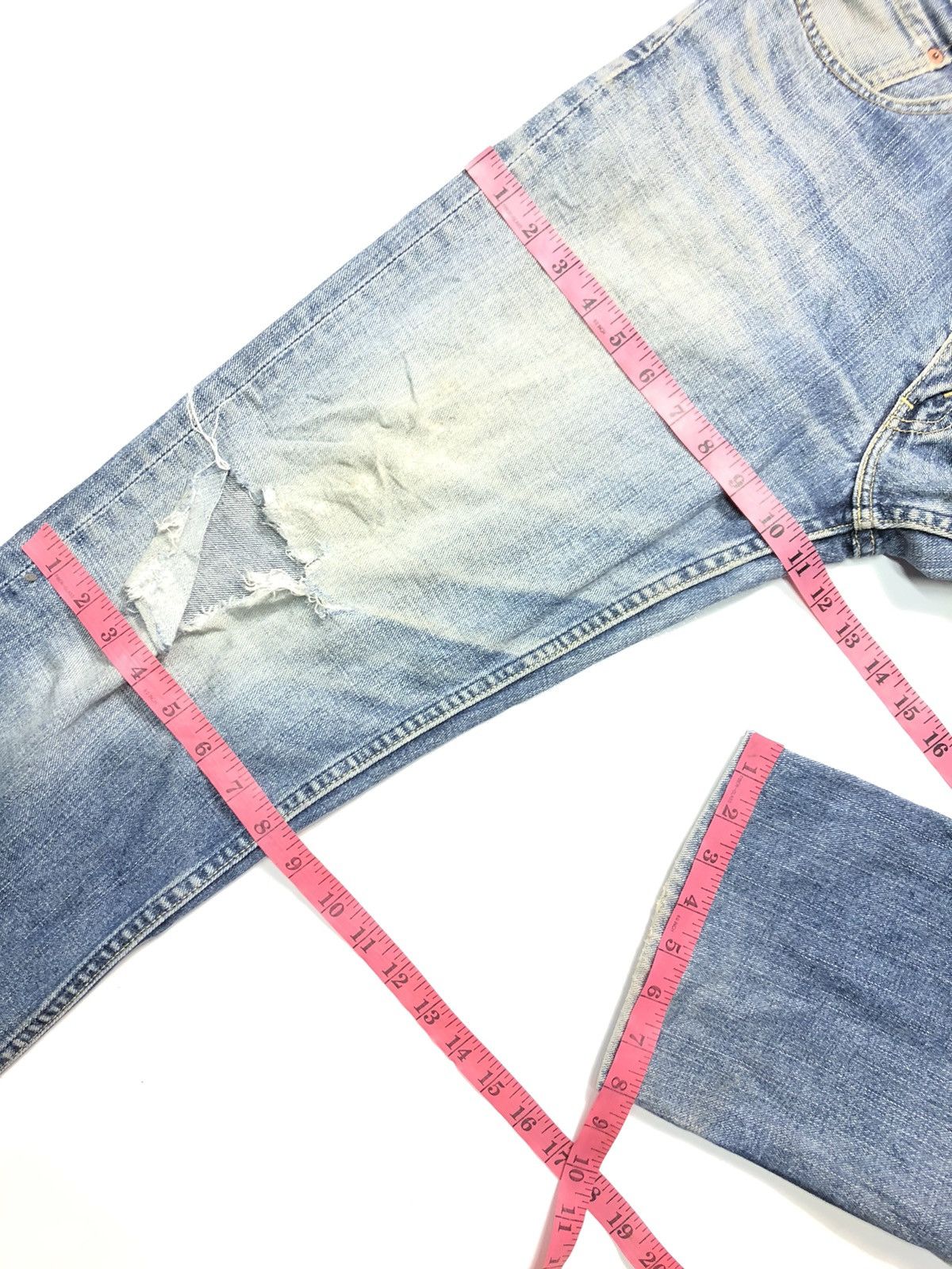 Levi's × Vintage VINTAGE 90s LEVIS 533 BLUE WASH DISTRESSED DENIM Size US 30 / EU 46 - 16 Thumbnail