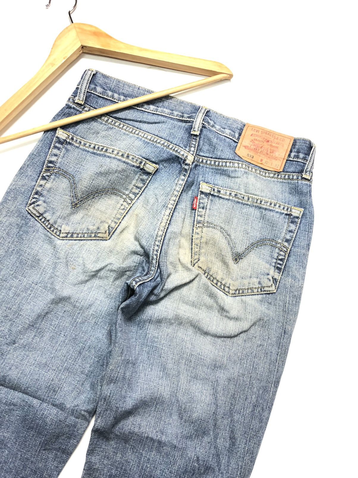 Levi's × Vintage VINTAGE 90s LEVIS 533 BLUE WASH DISTRESSED DENIM Size US 30 / EU 46 - 2 Thumbnail