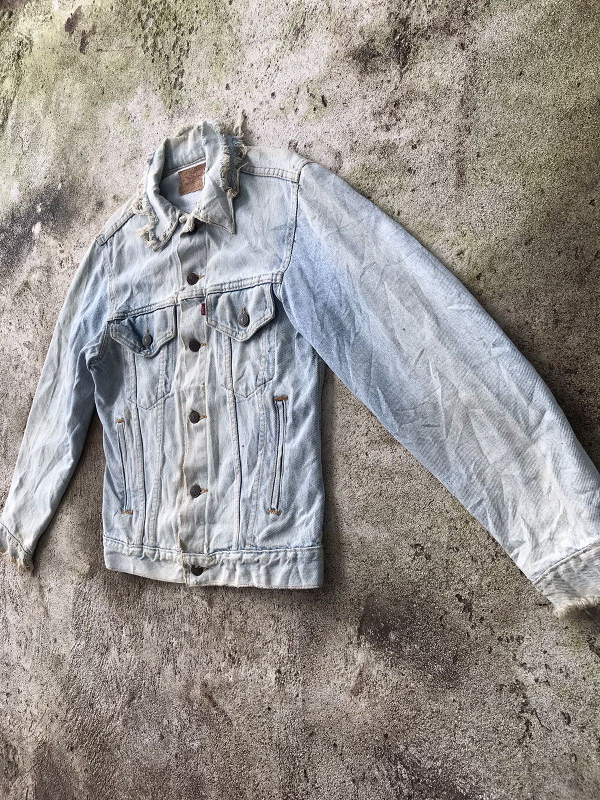 Levi's VINTAGE LEVIS TRUCKER DENIM JCKT KURTCOBAIN Size US S / EU 44-46 / 1 - 3 Thumbnail