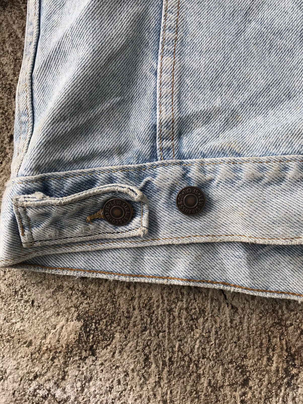 Levi's VINTAGE LEVIS TRUCKER DENIM JCKT KURTCOBAIN Size US S / EU 44-46 / 1 - 16 Thumbnail