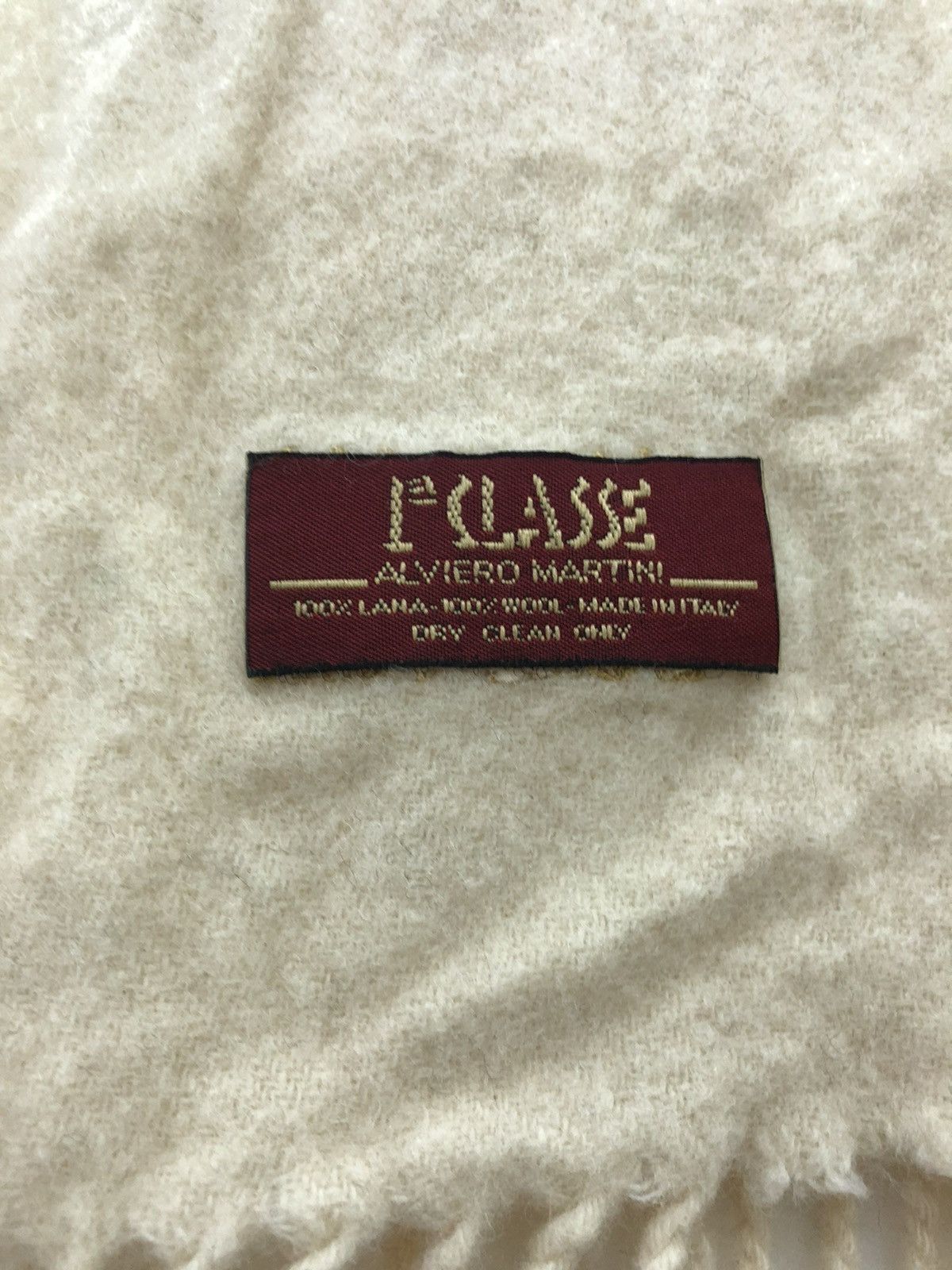 Alviero Martini Rare Vintage Alviero Martini 1a Classe Wool Scarf Muffler Size ONE SIZE - 3 Thumbnail