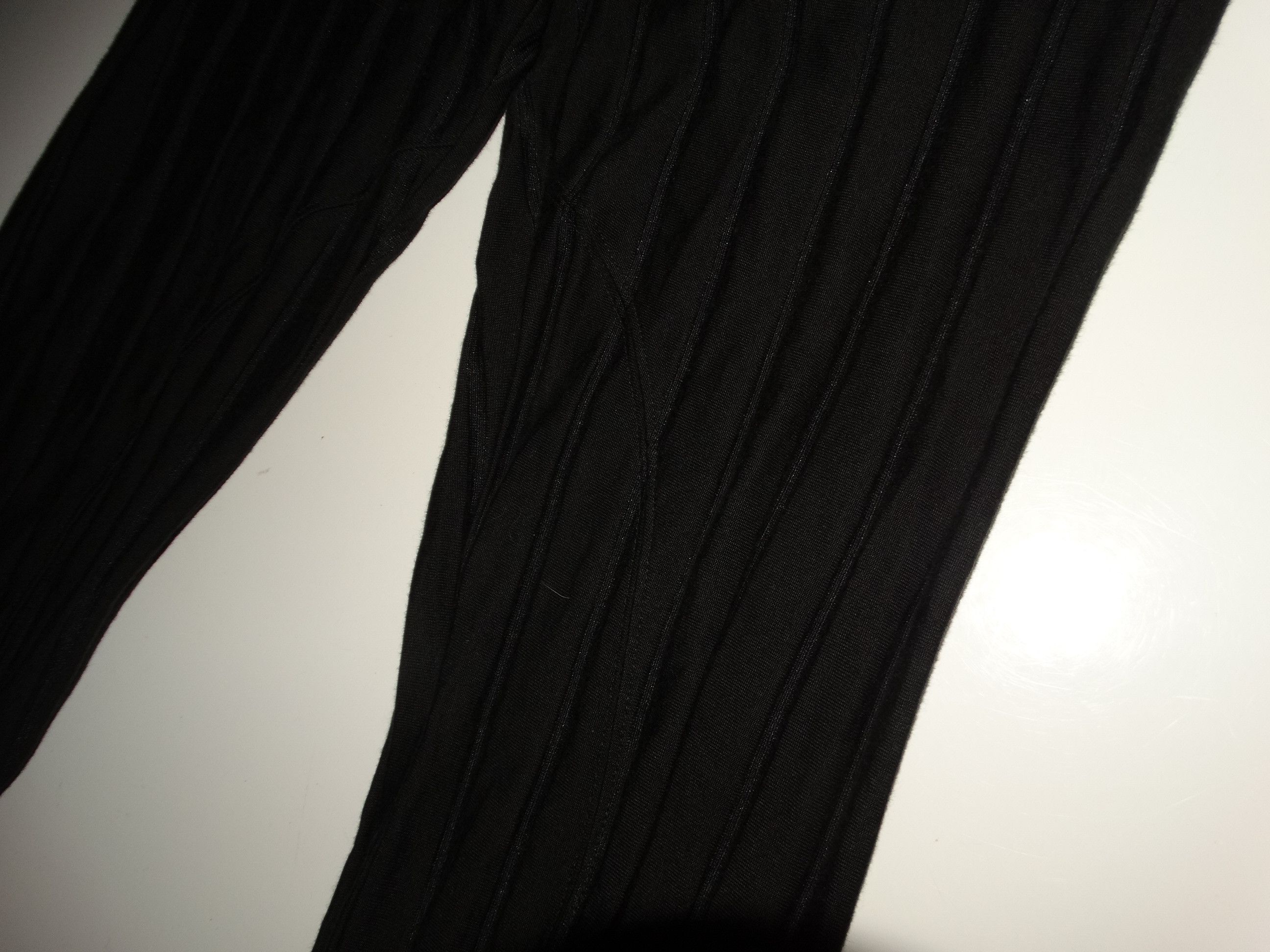 Diesel × Diesel Black Gold H7 diesel jogger cropped pant women w26 plisse stripes Size 26" / US 2 / IT 38 - 12 Thumbnail