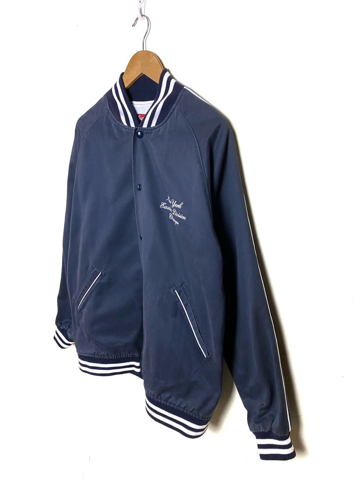 Supreme 2003 Supreme New York Eastern Division Champs Jacket Size US XL / EU 56 / 4 - 5 Thumbnail