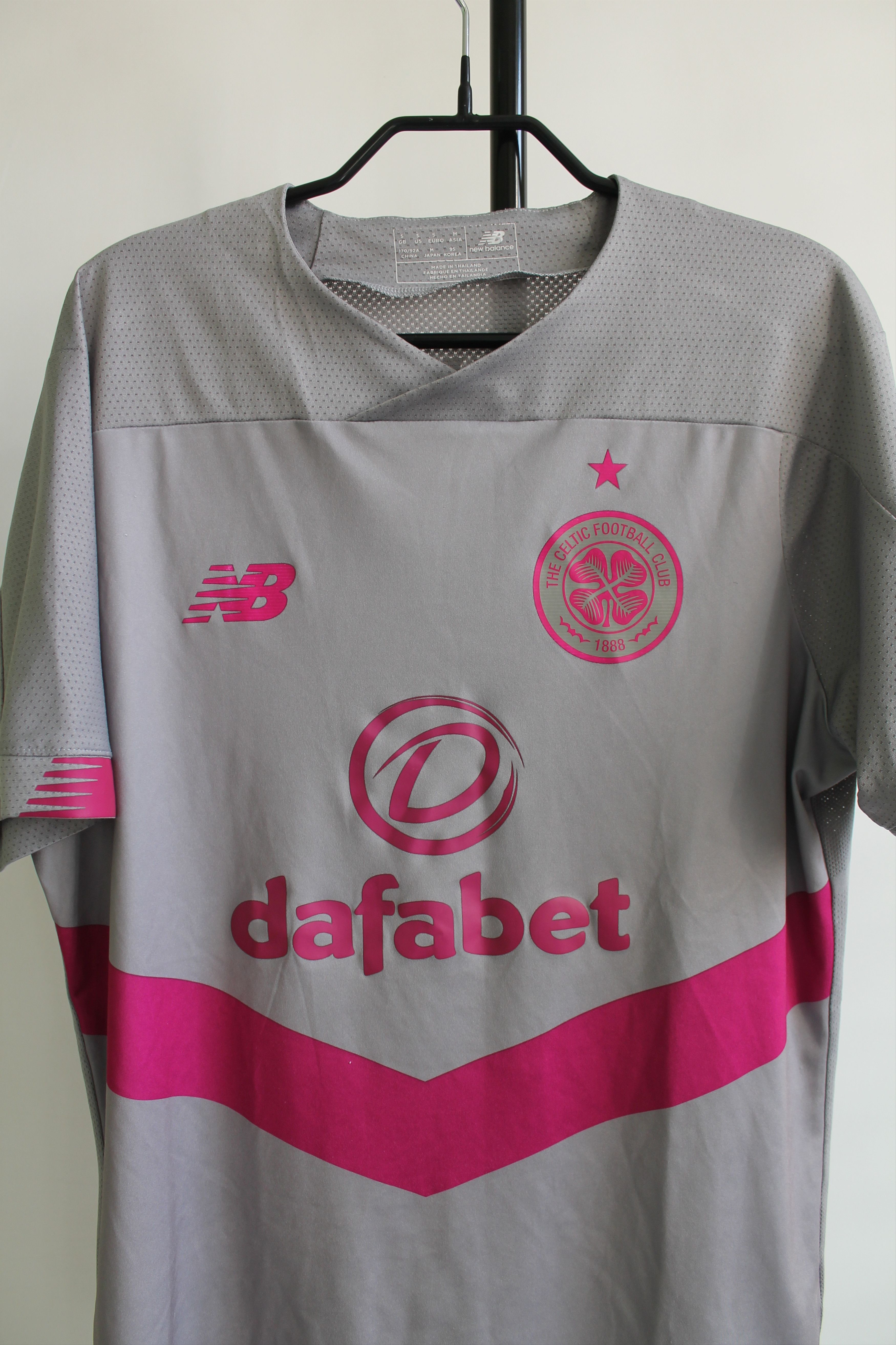 New Balance 2019 / 2020 Celtic third Kit Soccer jersey Shirt Football Size US S / EU 44-46 / 1 - 12 Thumbnail