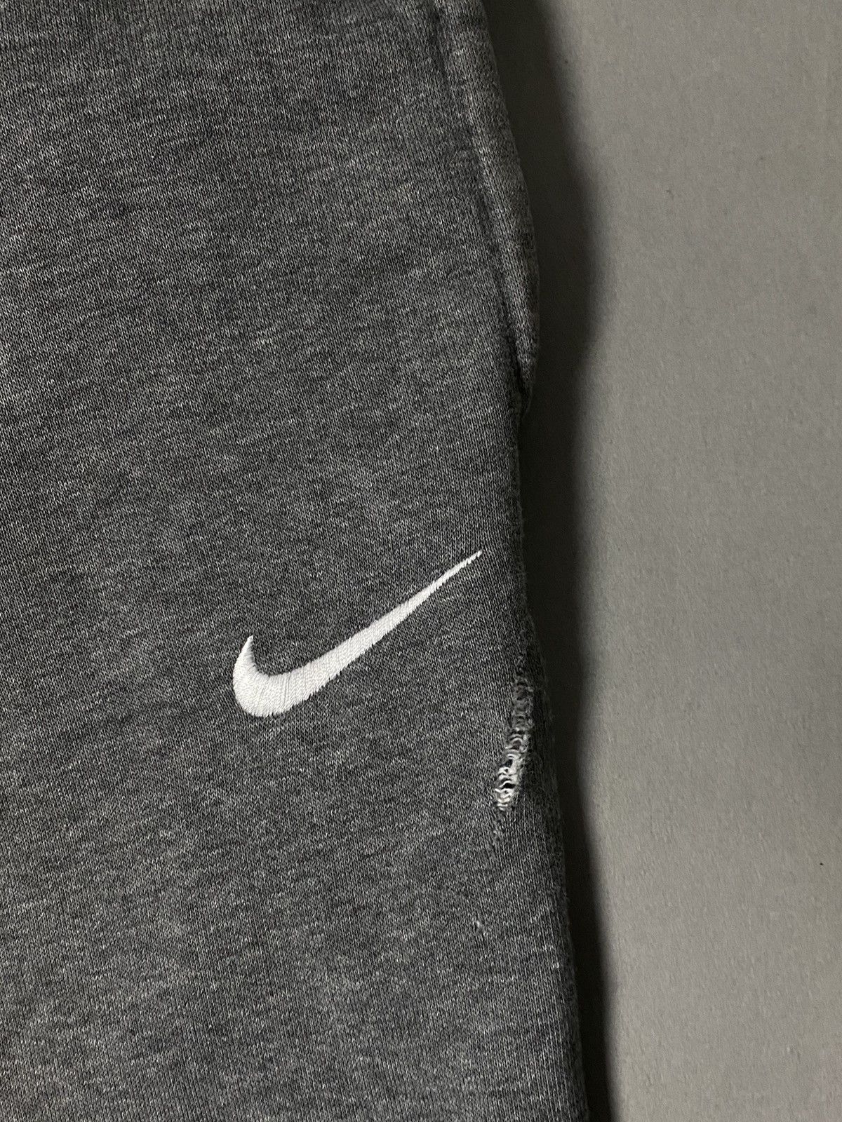 Nike × Vintage Nike vintage dark grey sweat pants small swoosh Size US 30 / EU 46 - 3 Thumbnail