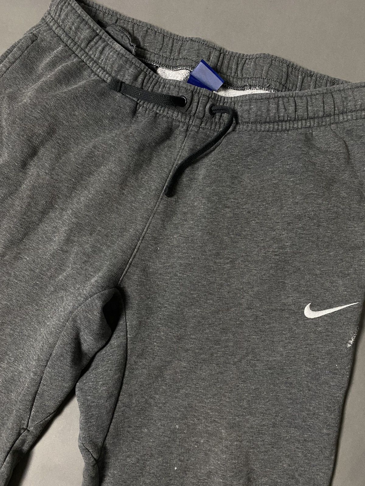 Nike × Vintage Nike vintage dark grey sweat pants small swoosh Size US 30 / EU 46 - 2 Thumbnail
