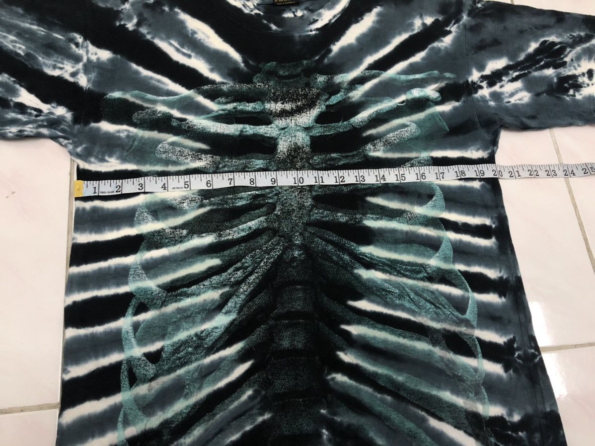 Vintage Vintage Ribs Skull Tie Dye Bleach T-Shirt Size US M / EU 48-50 / 2 - 5 Thumbnail