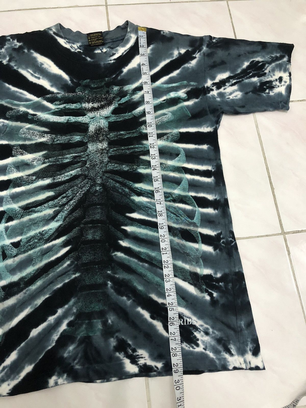 Vintage Vintage Ribs Skull Tie Dye Bleach T-Shirt Size US M / EU 48-50 / 2 - 6 Thumbnail
