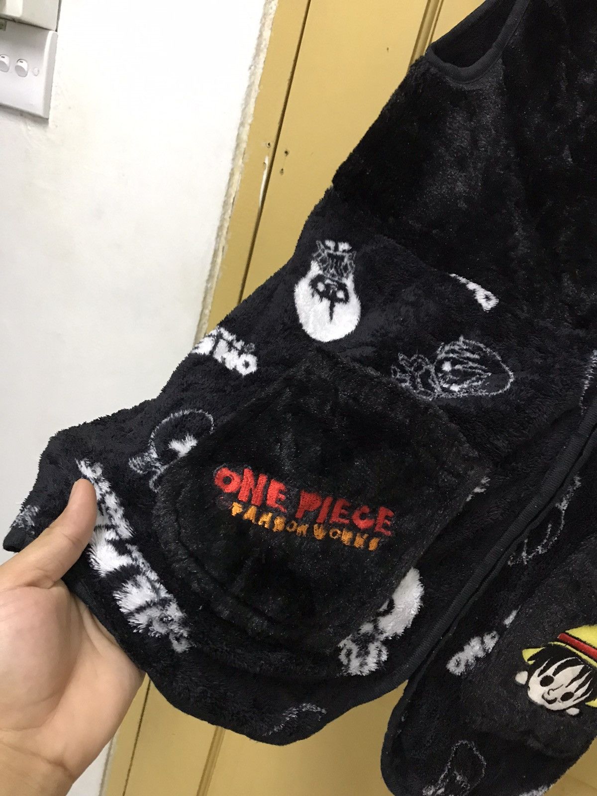 Anime Vintage One Piece Embroidery Fleece Vest Jacket Size US L / EU 52-54 / 3 - 11 Thumbnail