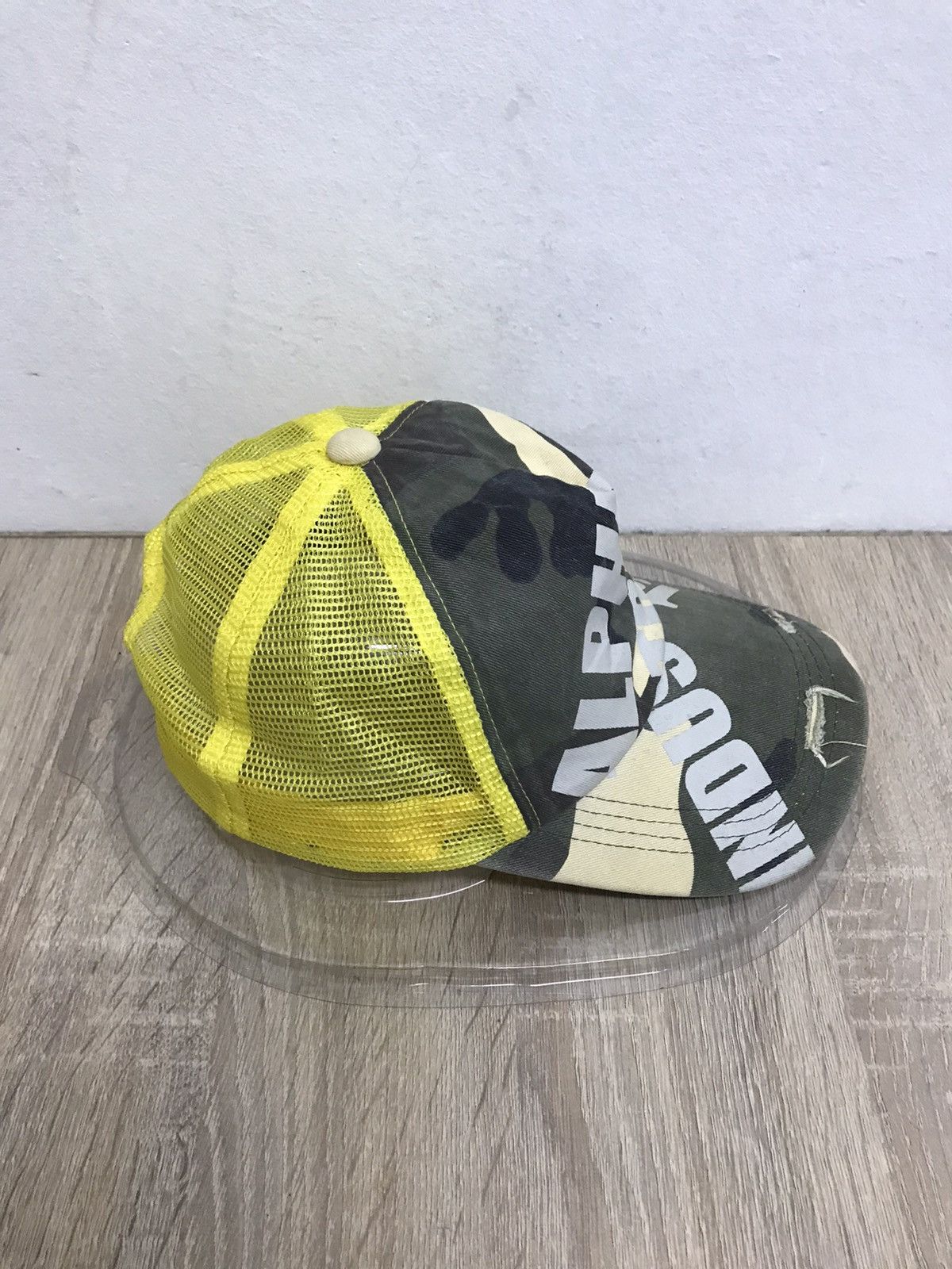 Alpha Industries Vintage Alpha Industries Camo Trucker hats Size ONE SIZE - 2 Thumbnail