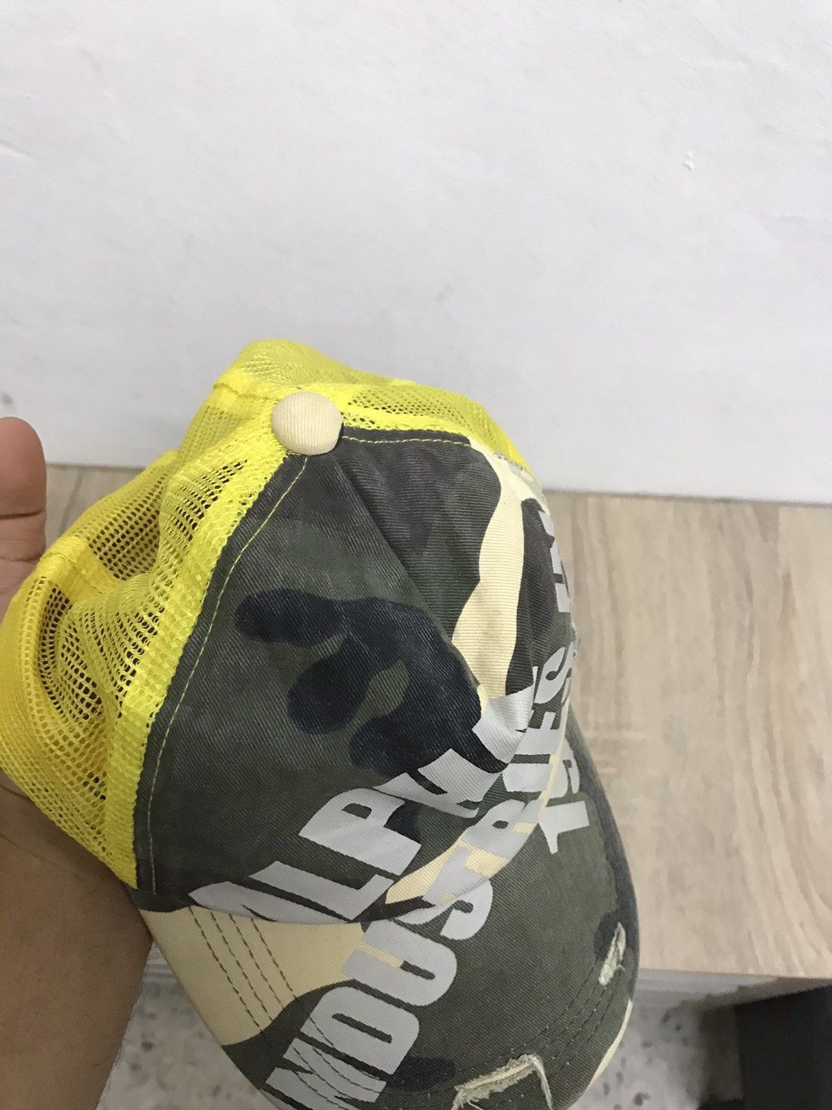 Alpha Industries Vintage Alpha Industries Camo Trucker hats Size ONE SIZE - 13 Thumbnail