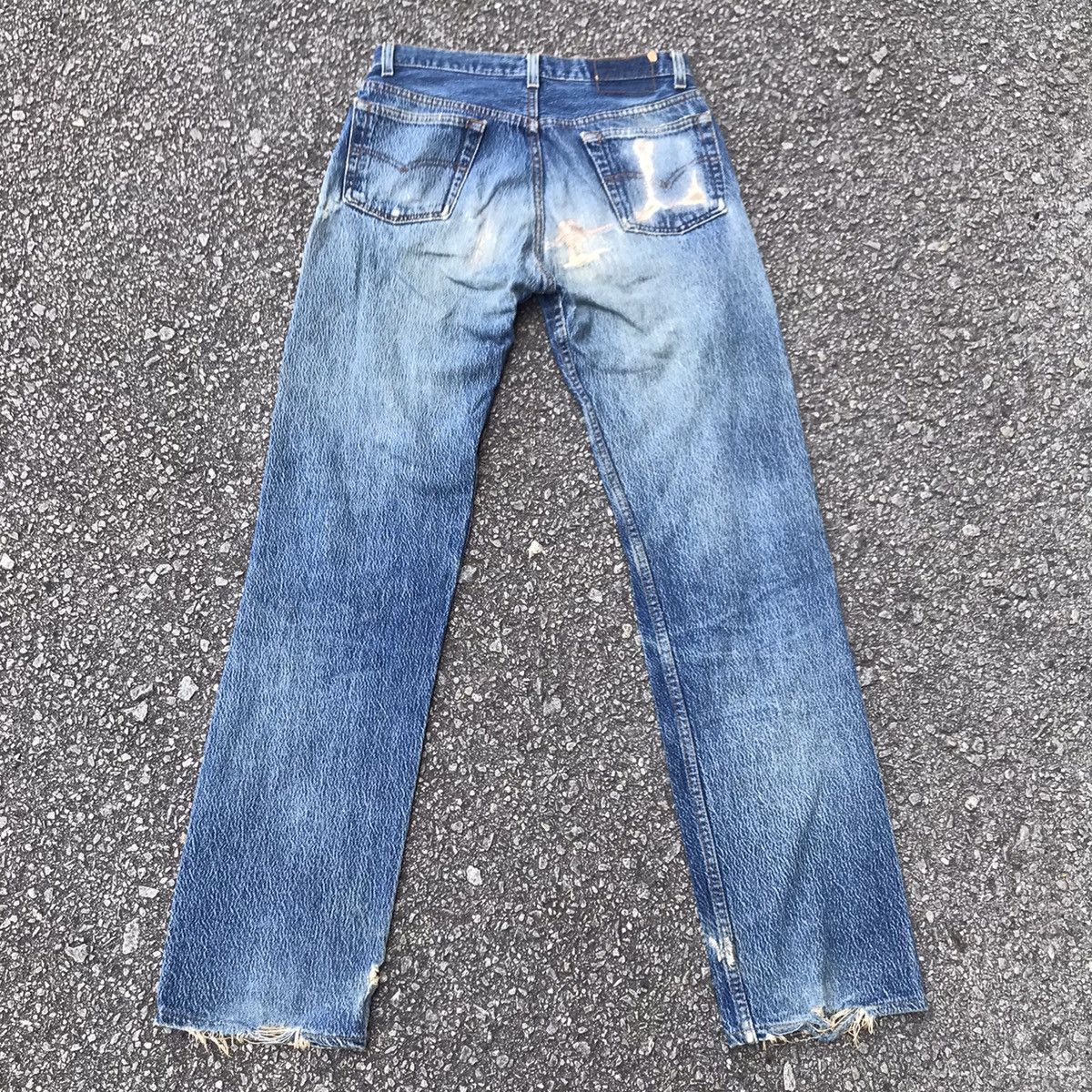 Levi's Vintage Levis 501 Stone Wash Thrashed Jeans Grunge Size US 30 / EU 46 - 2 Thumbnail