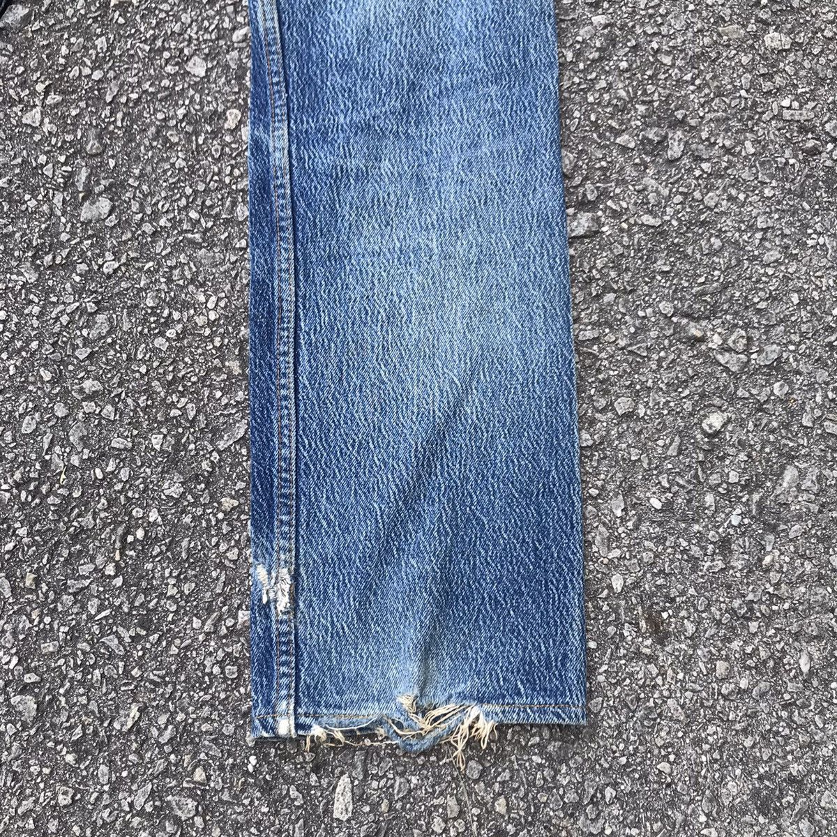 Levi's Vintage Levis 501 Stone Wash Thrashed Jeans Grunge Size US 30 / EU 46 - 14 Thumbnail