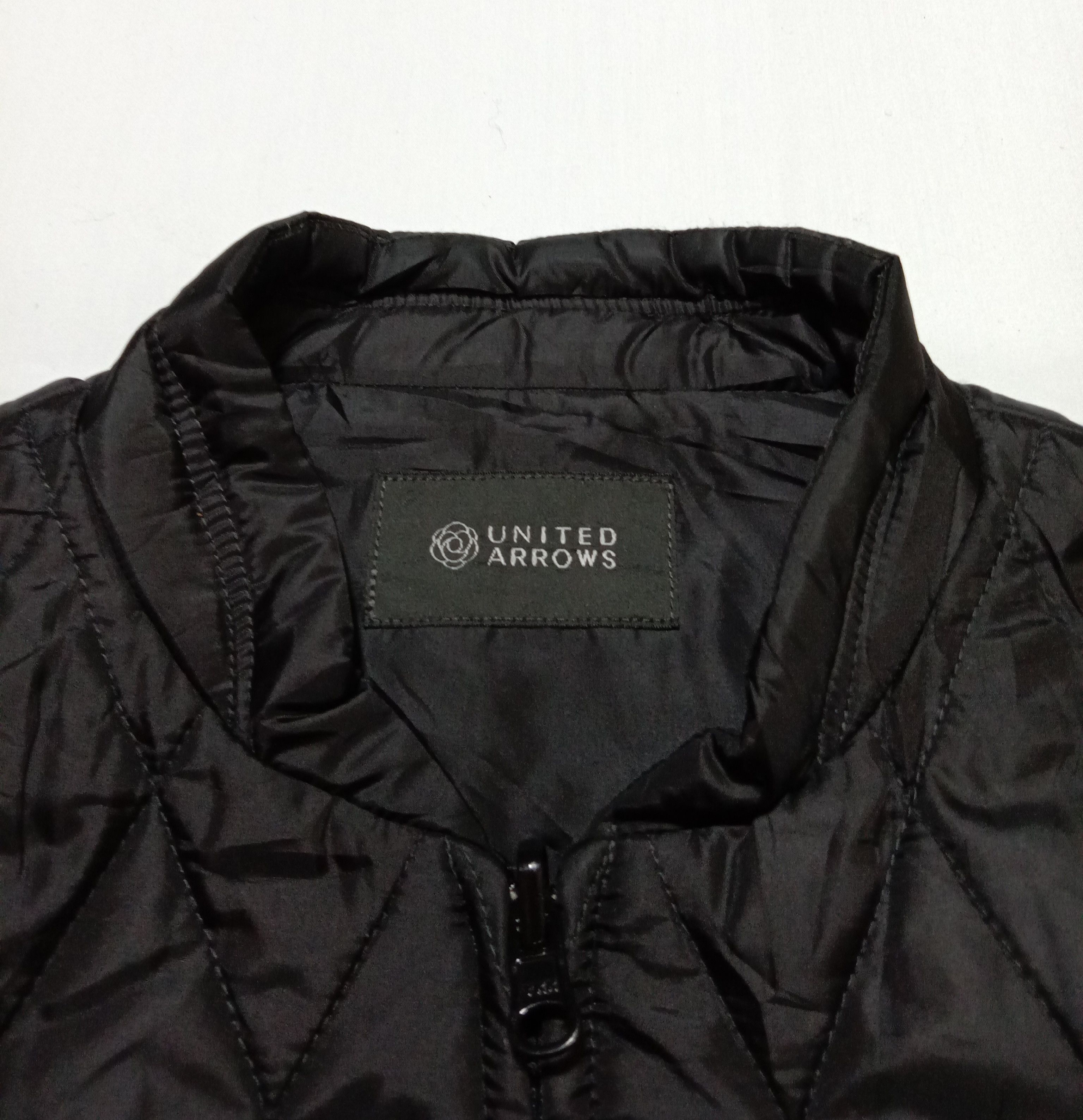 Designer United Arrows Black Sleeveless Light Jacket Size US M / EU 48-50 / 2 - 2 Thumbnail
