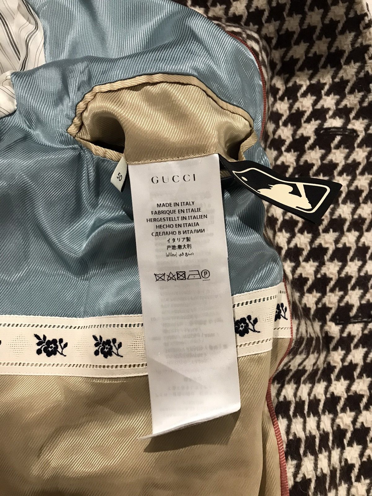 Gucci Gucci NY Yankees overcoat. 50/M. $5500 Size US M / EU 48-50 / 2 - 7 Thumbnail