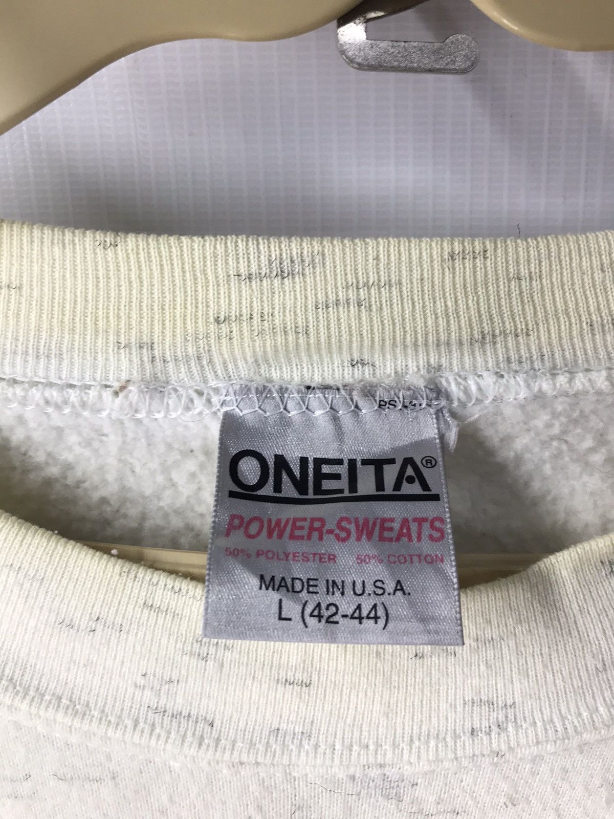 Vintage Vintage sweatshirt by oneita Size US L / EU 52-54 / 3 - 4 Thumbnail