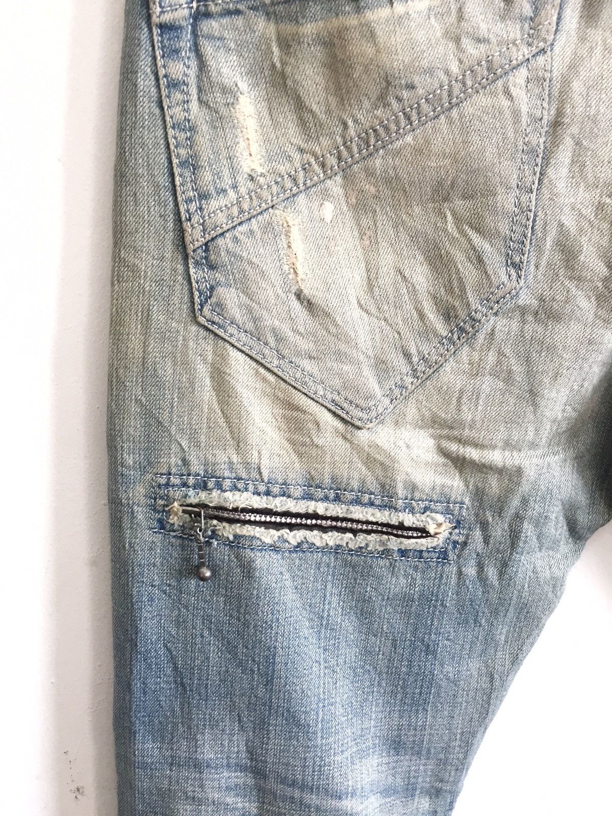 Boycott Boycott 🇯🇵 Beauty Faded Ripped Distressed Denim Size US 34 / EU 50 - 10 Thumbnail