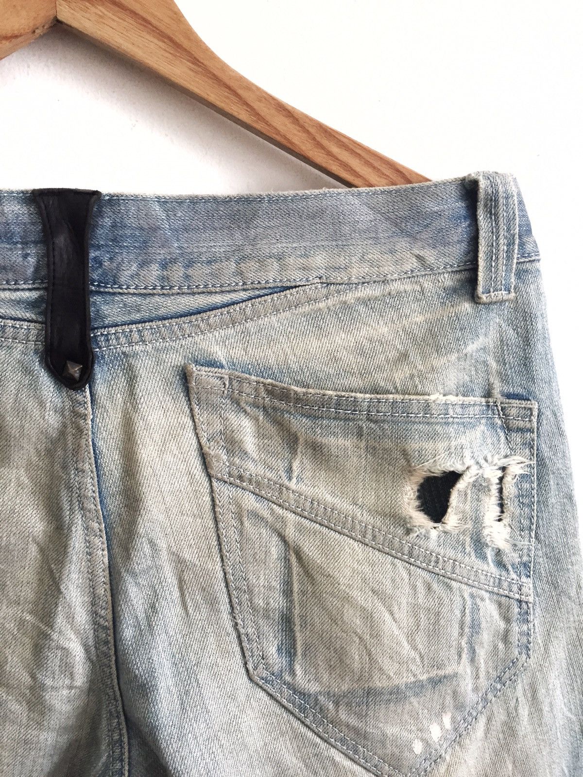 Boycott Boycott 🇯🇵 Beauty Faded Ripped Distressed Denim Size US 34 / EU 50 - 8 Thumbnail